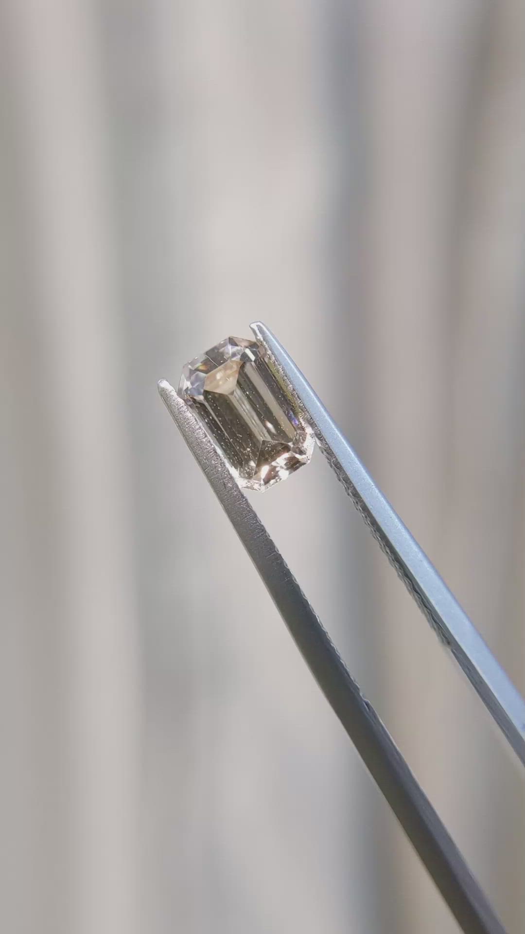 1.40 Ct. Peach Sapphire from Ceylon (Sri Lanka) Size Video
