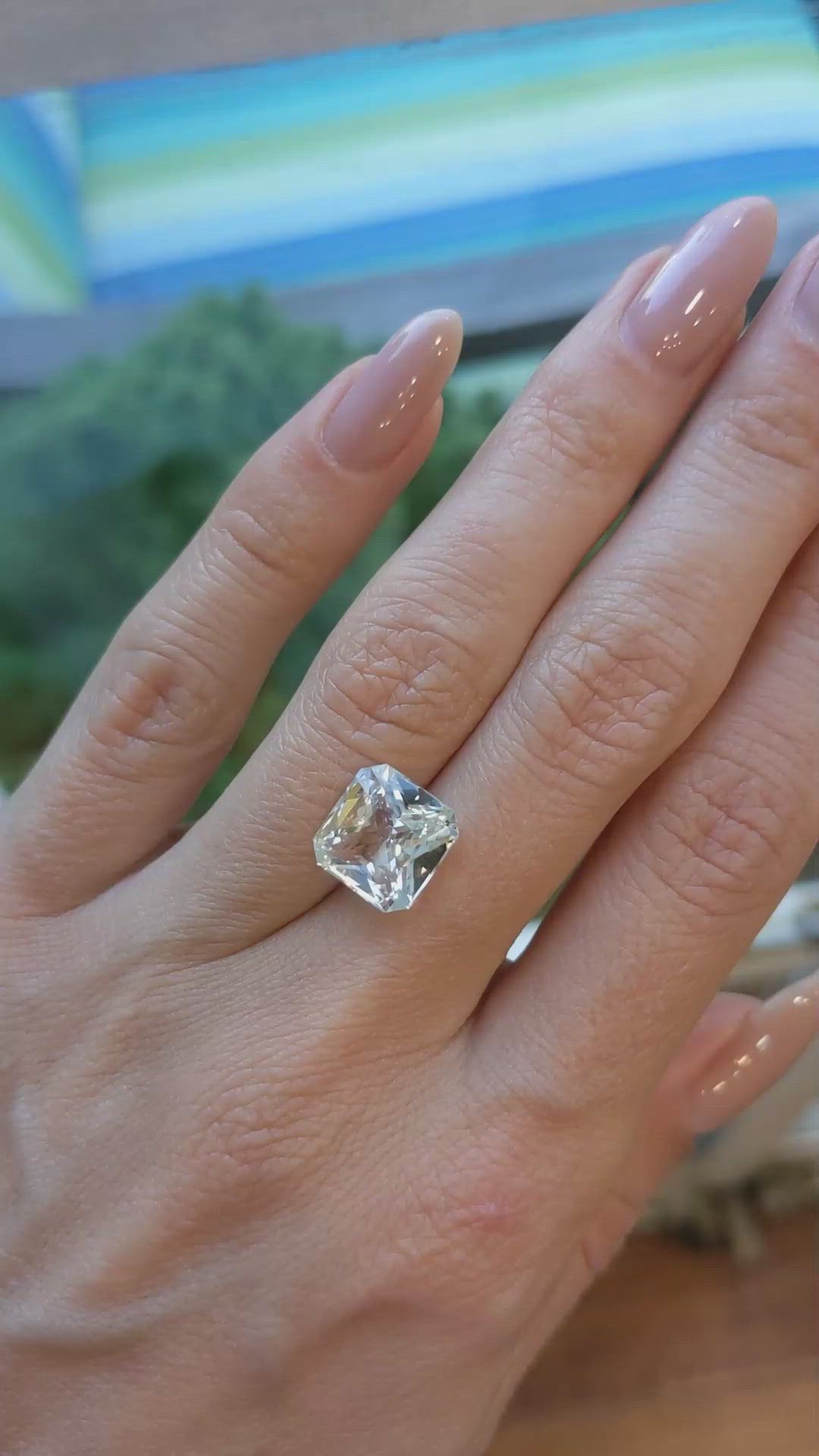 5.56 Ct. White Sapphire from Ceylon (Sri Lanka) Size Video