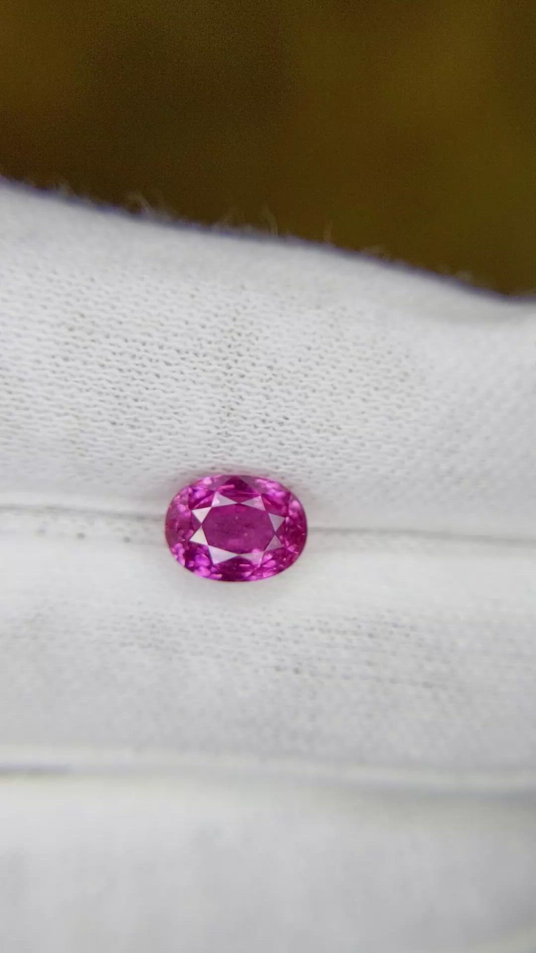 2.57 Ct. Pink Sapphire from Ceylon (Sri Lanka) Size Video