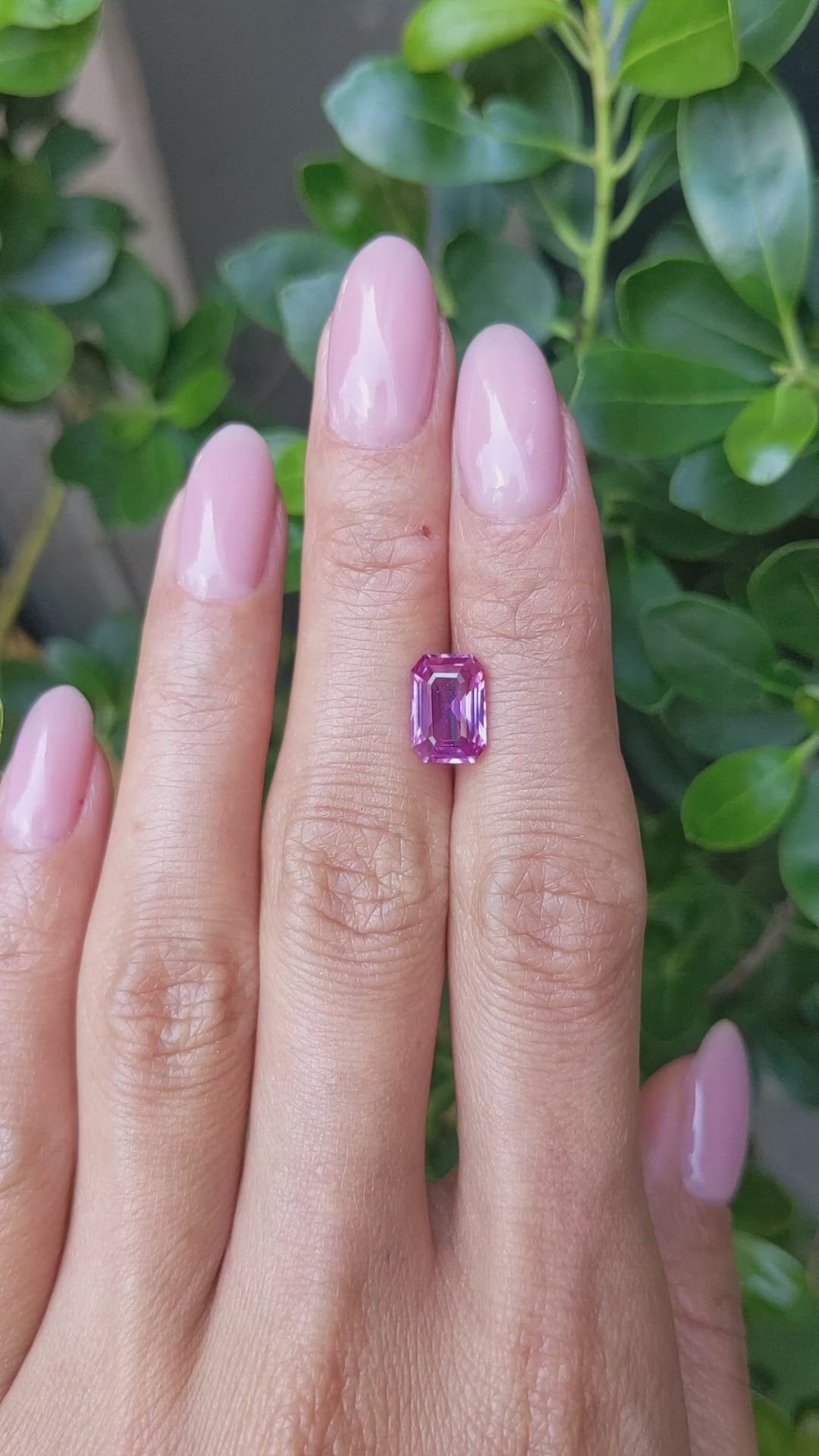 2.64 Ct. Purplish Pink Sapphire from Ceylon (Sri Lanka) Size Video