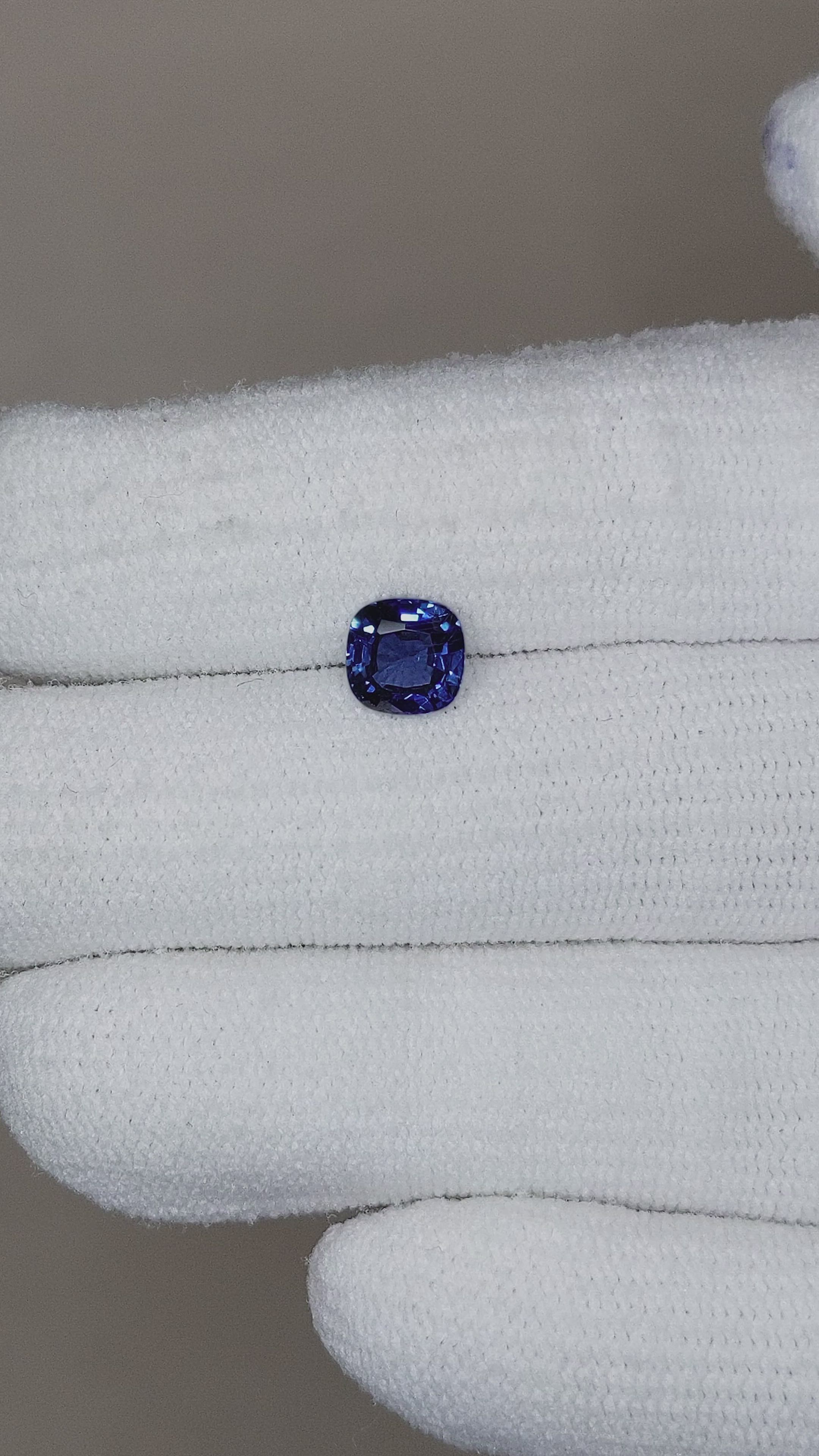 1.18 Ct. Blue Sapphire from Ceylon (Sri Lanka) Size Video