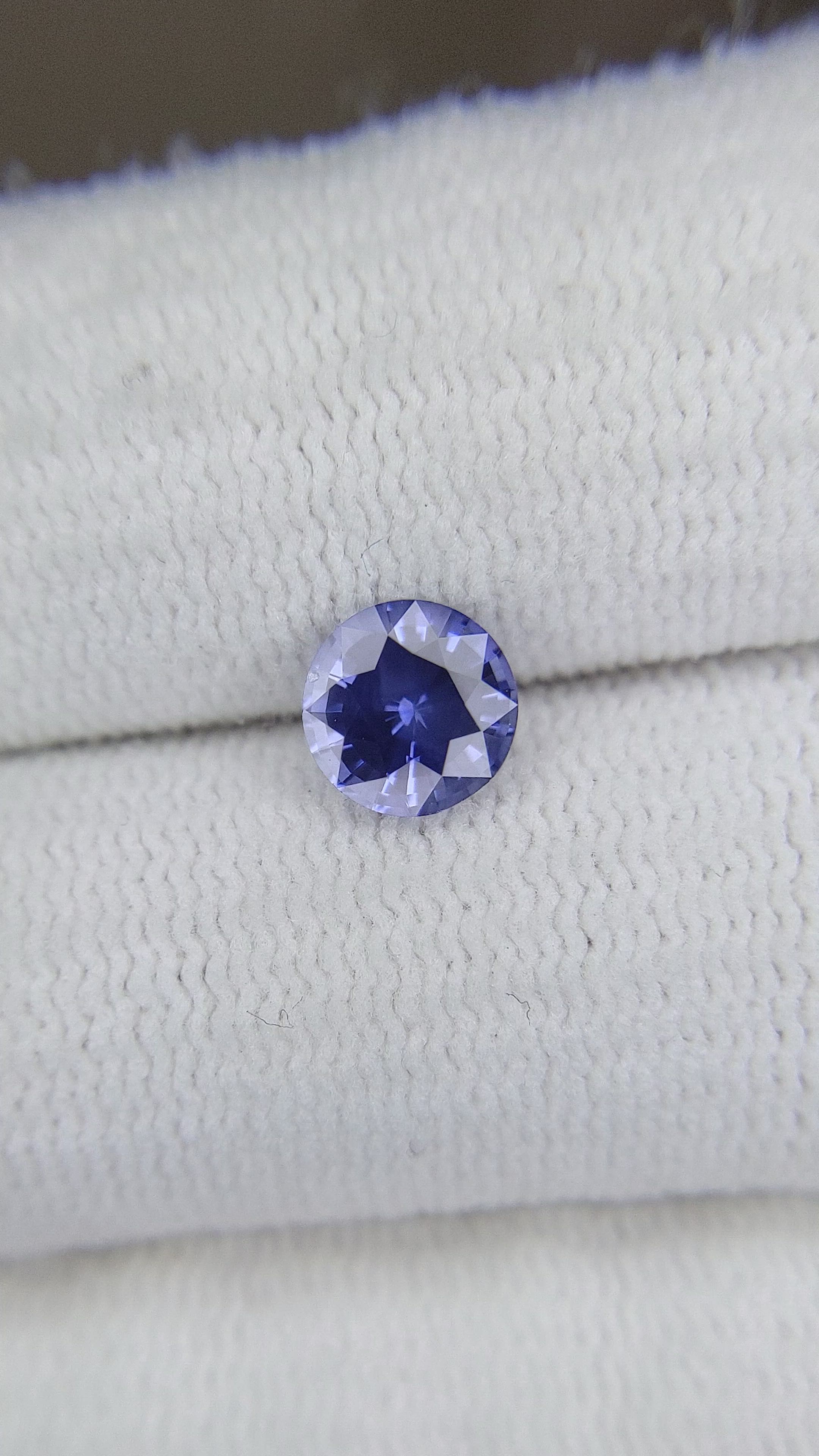 0.92 Ct. Blue Sapphire from Ceylon (Sri Lanka) Size Video