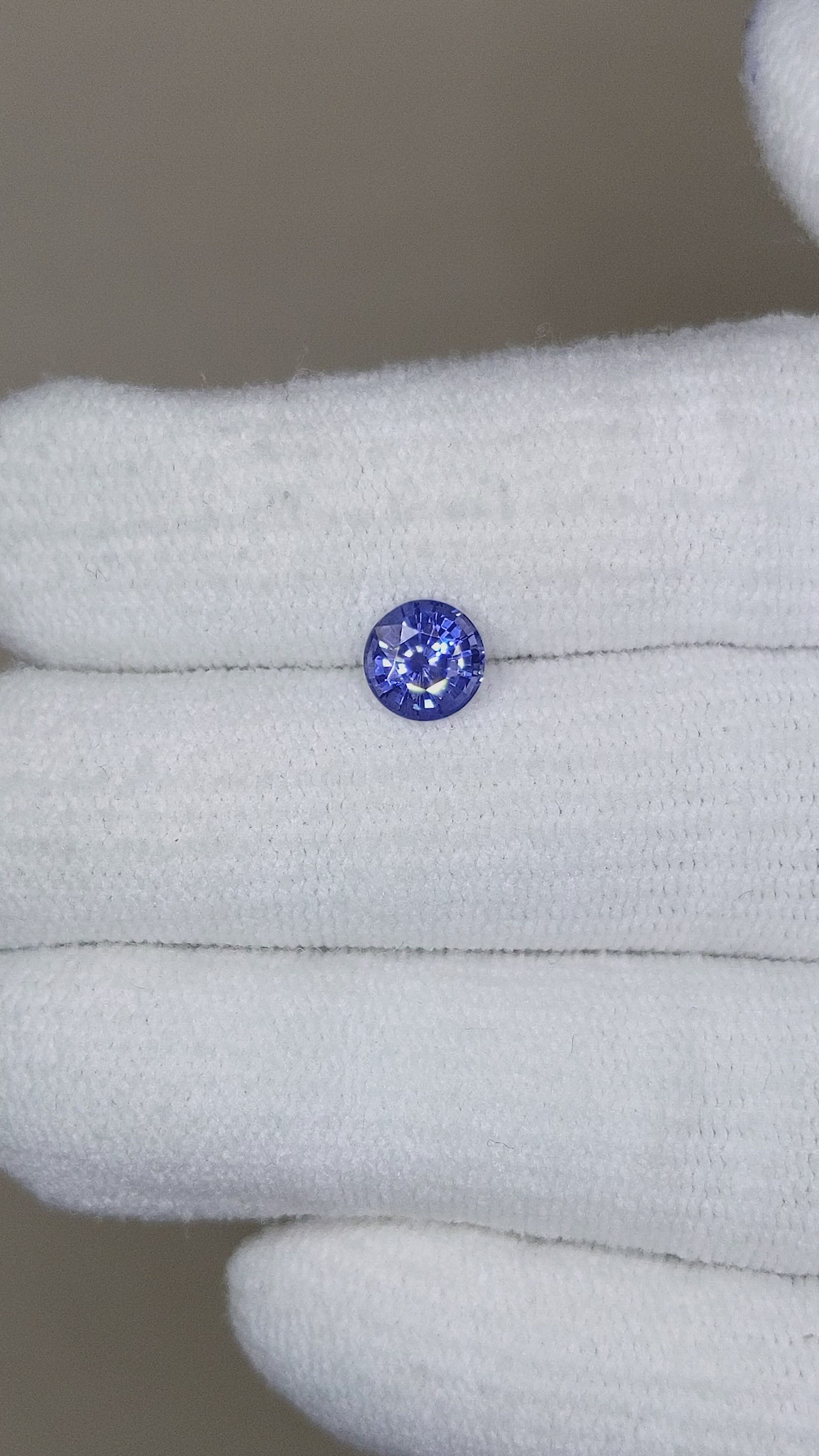 0.92 Ct. Blue Sapphire from Ceylon (Sri Lanka) Size Video
