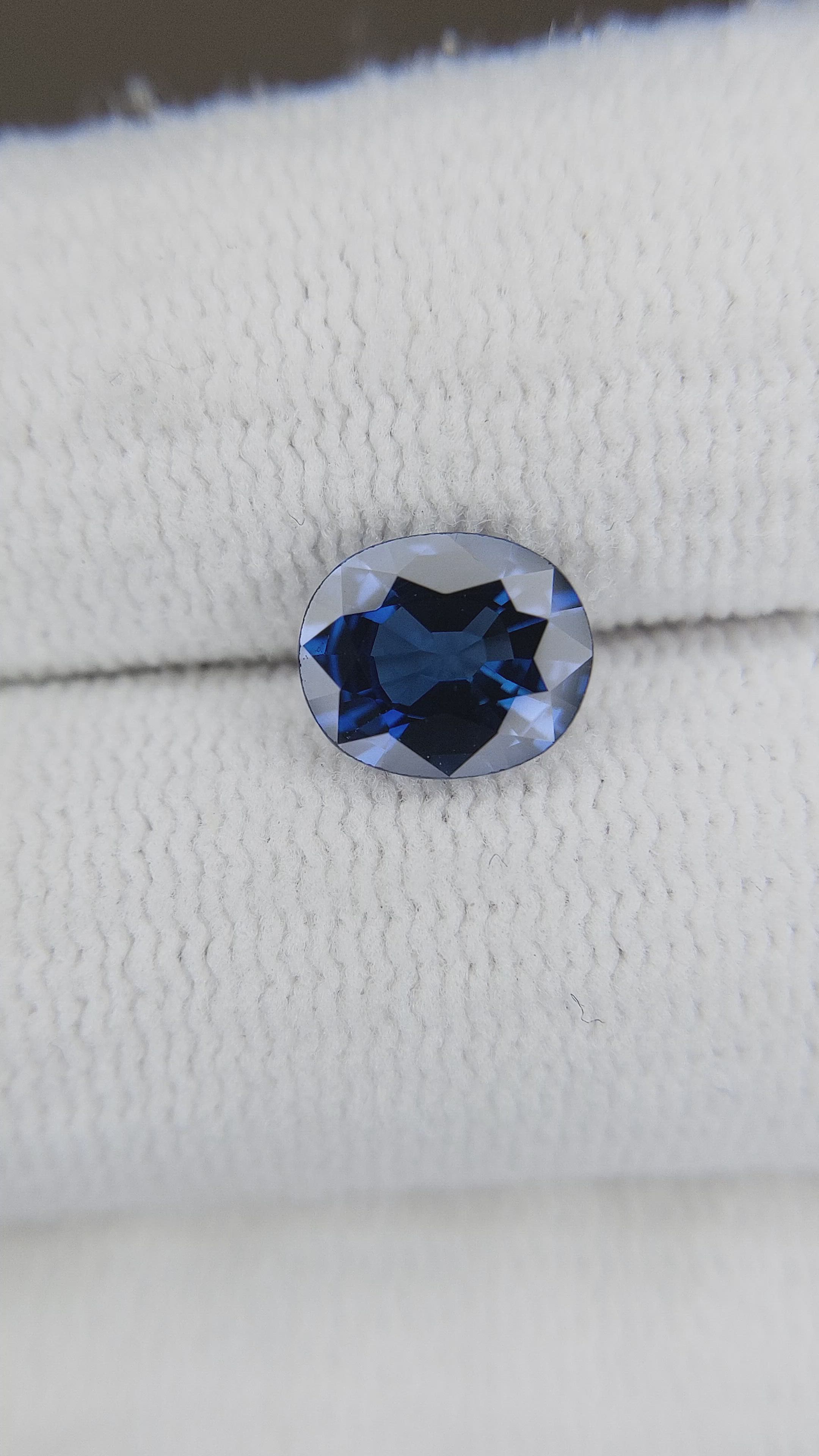1.29 Ct. Blue Sapphire from Ceylon (Sri Lanka) Size Video