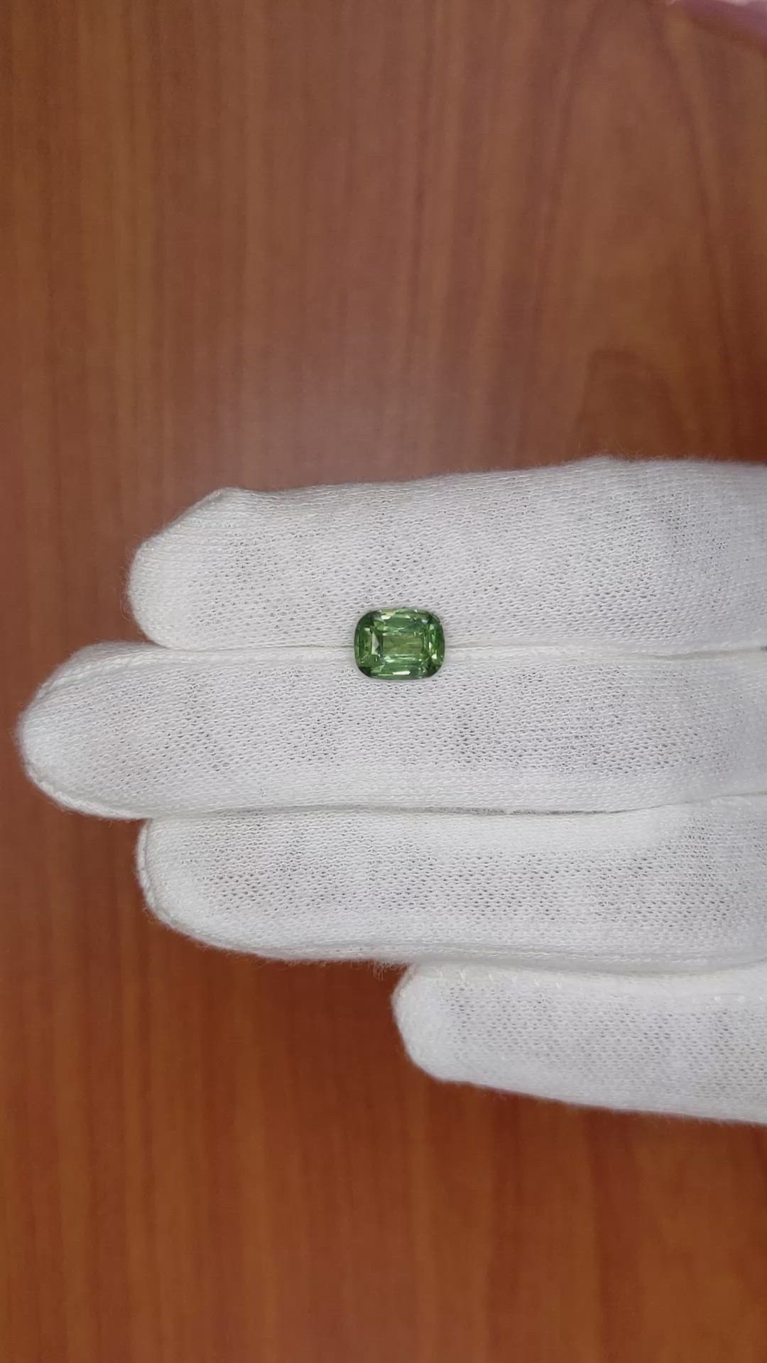 2.19 Ct. Sapphire from Ceylon (Sri Lanka) Size Video
