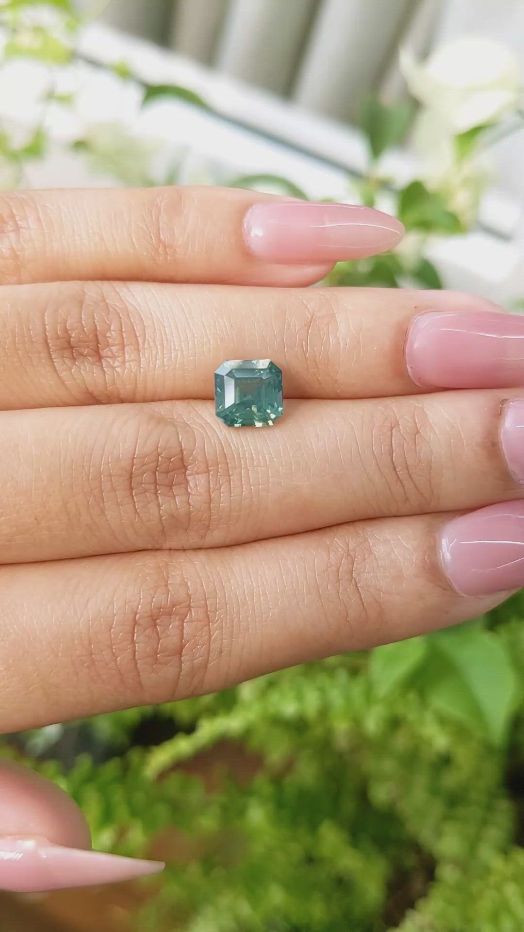 3.05 Ct. Sapphire from Ceylon (Sri Lanka) Size Video