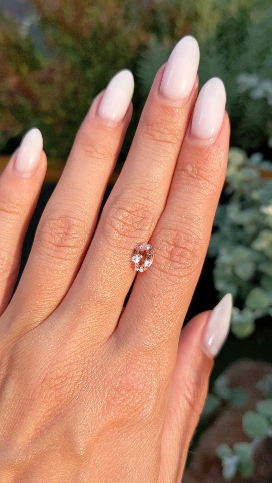 1.39 Ct. Padparadscha Sapphire from Ceylon (Sri Lanka) Size Video