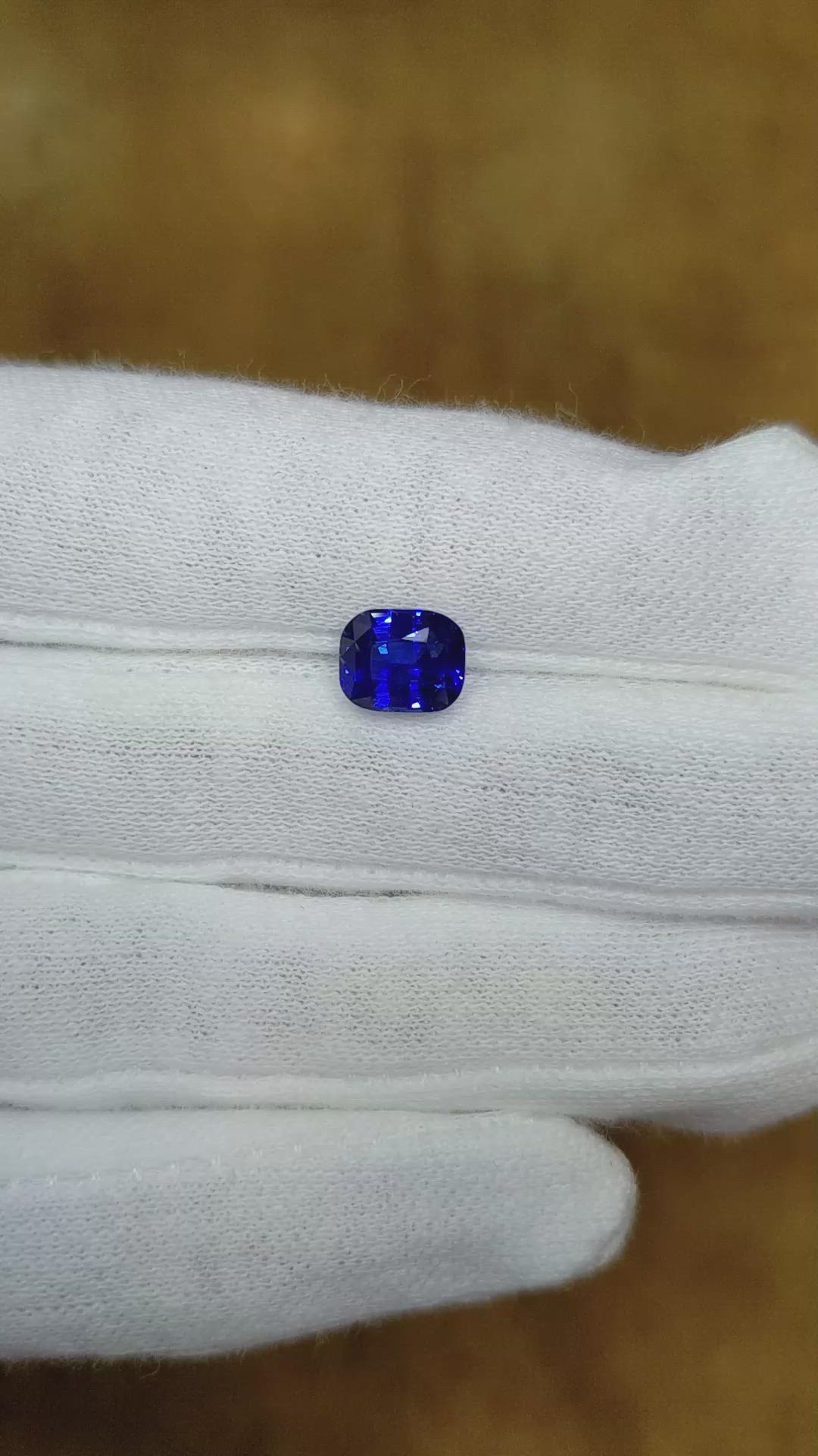 2.78 Ct. Blue Sapphire from Ceylon (Sri Lanka) Size Video