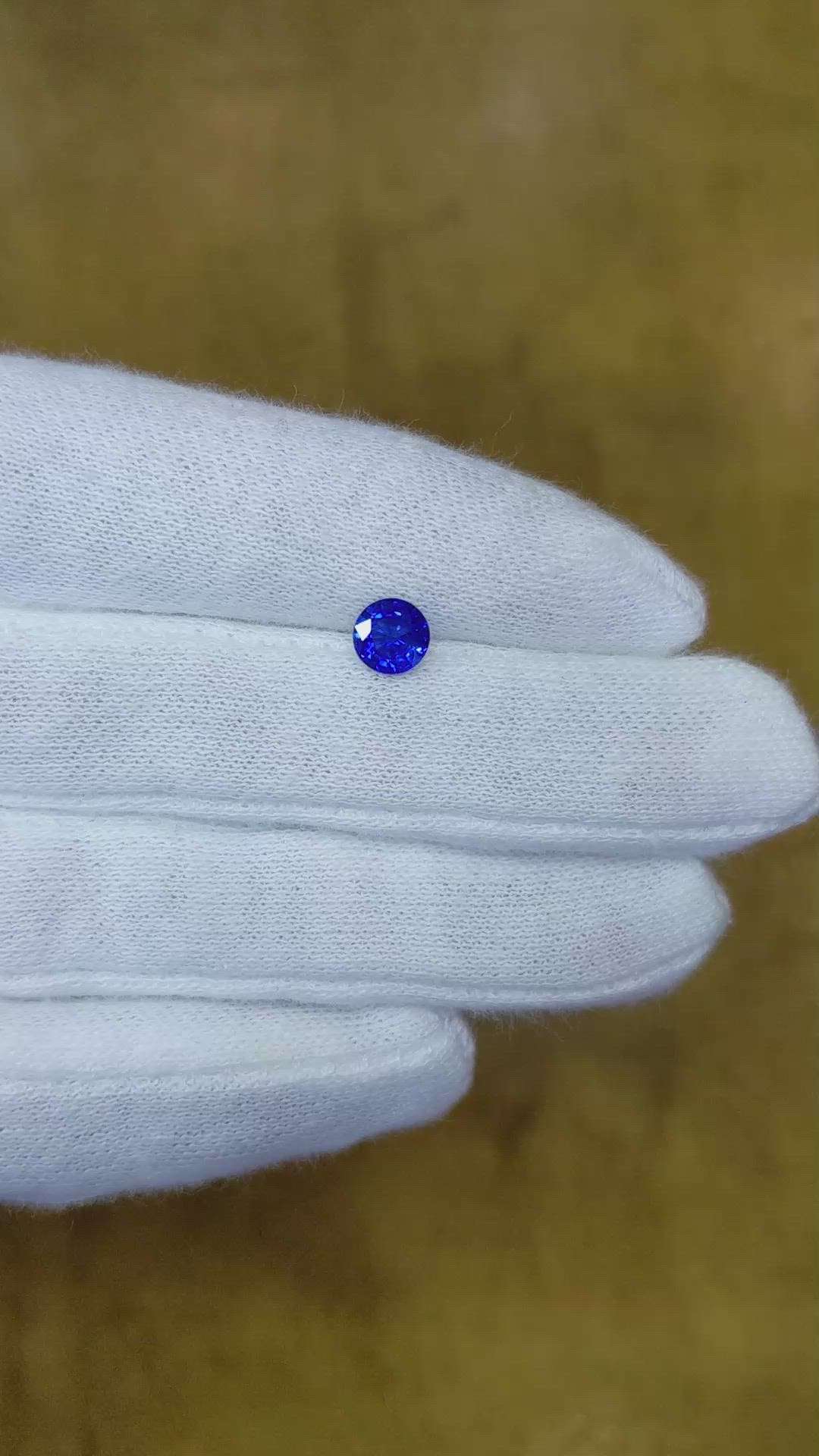 0.86 Ct. Blue Sapphire from Ceylon (Sri Lanka) Size Video