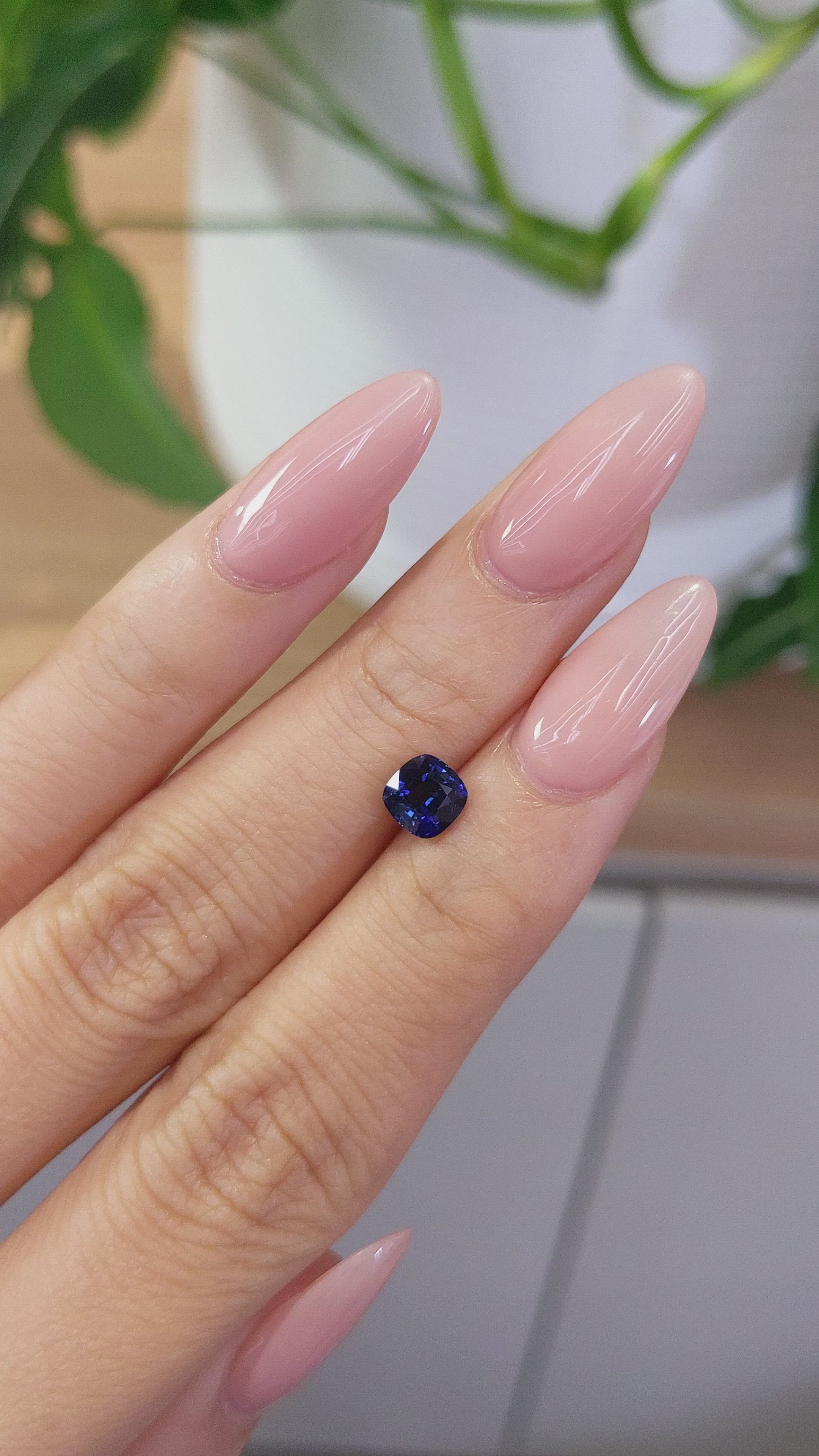 1.13 Ct. Blue Sapphire from Ceylon (Sri Lanka) Size Video