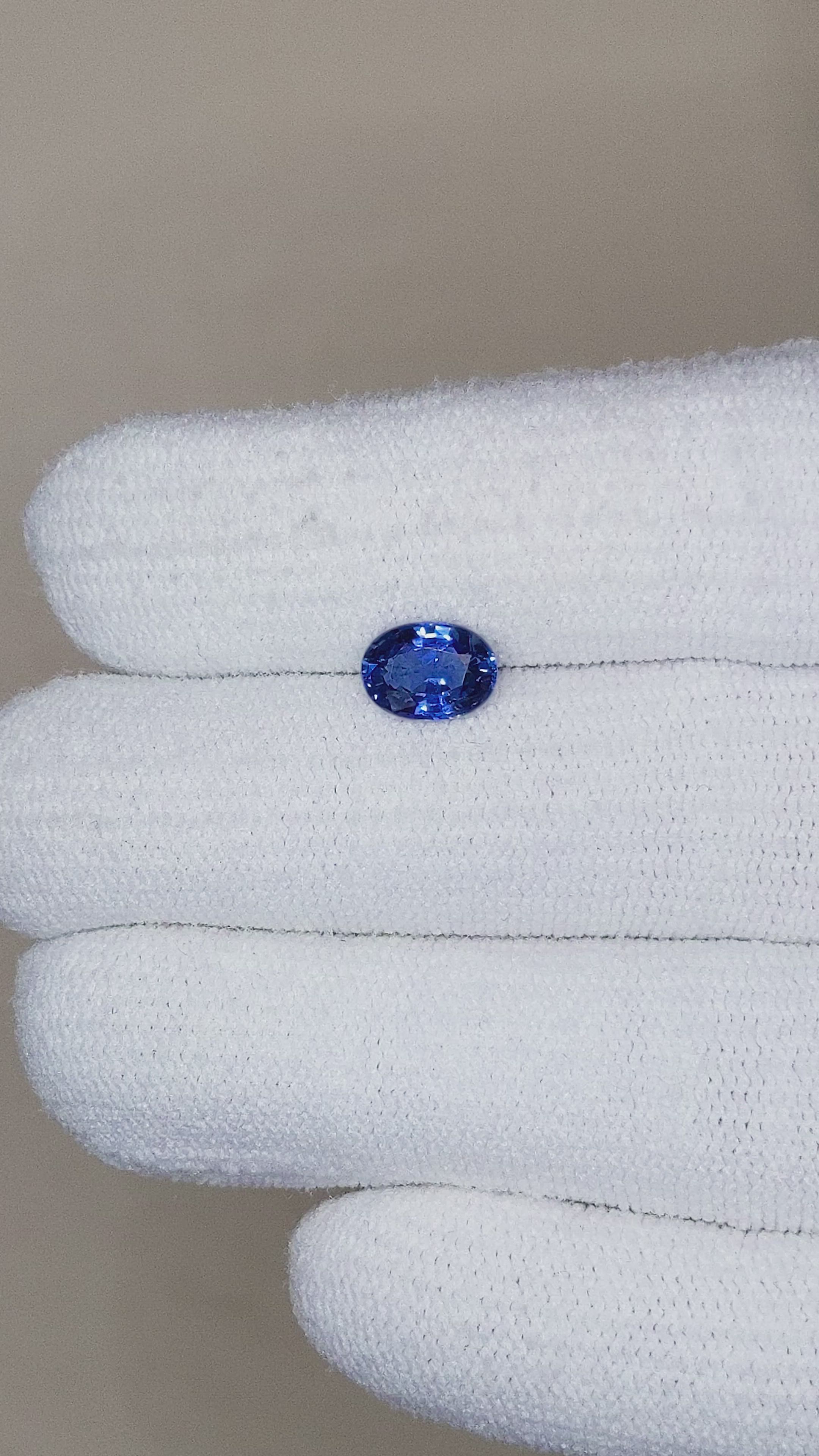 1.16 Ct. Blue Sapphire from Ceylon (Sri Lanka) Size Video