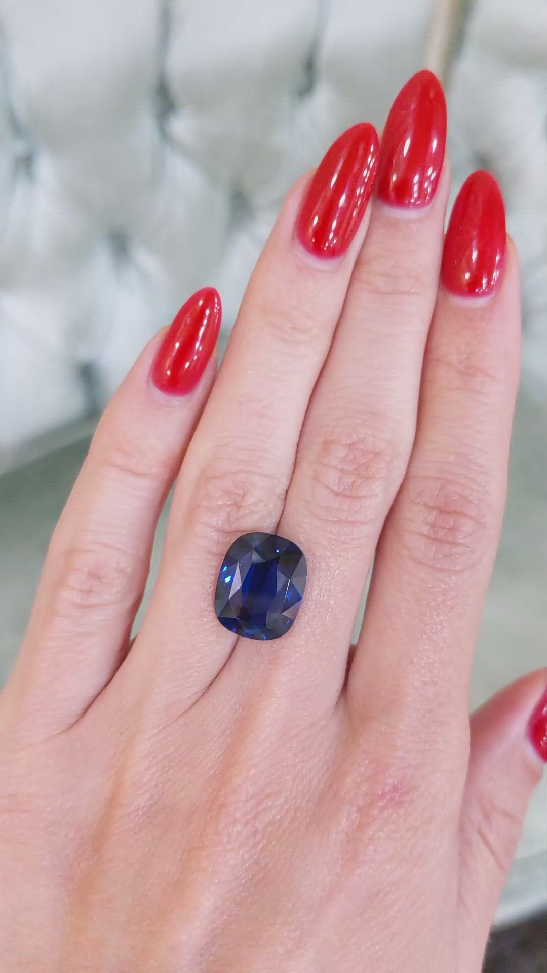 9.29 Ct. Blue Sapphire from Ceylon (Sri Lanka) Size Video