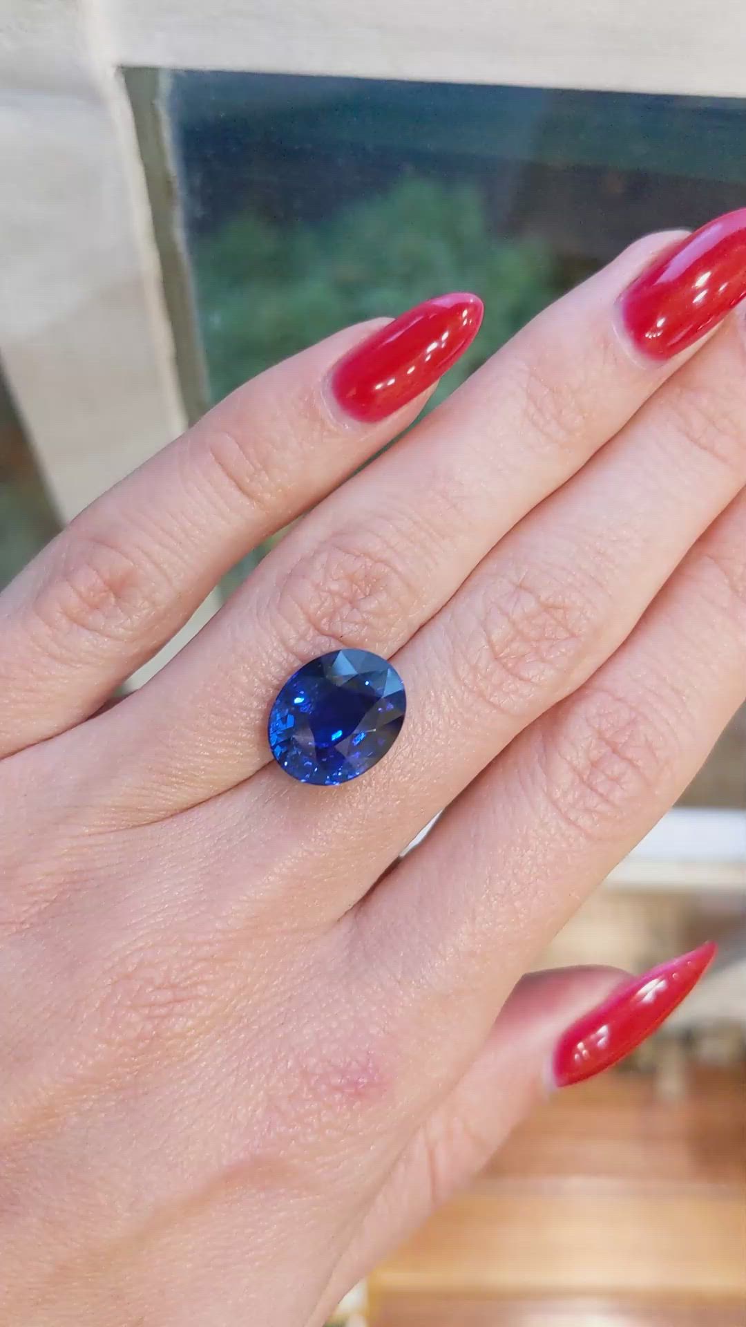 9.15 Ct. Blue Sapphire from Ceylon (Sri Lanka) Size Video