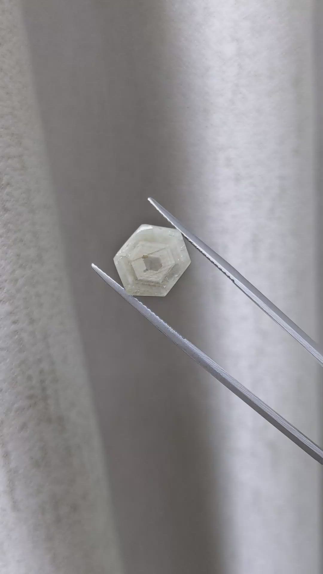 7.40 Ct. Grey Sapphire from Burma (Myanmar) Size Video