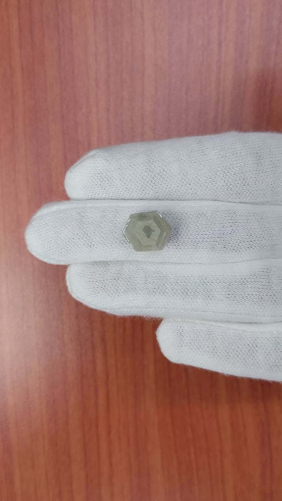 7.40 Ct. Grey Sapphire from Burma (Myanmar) Size Video