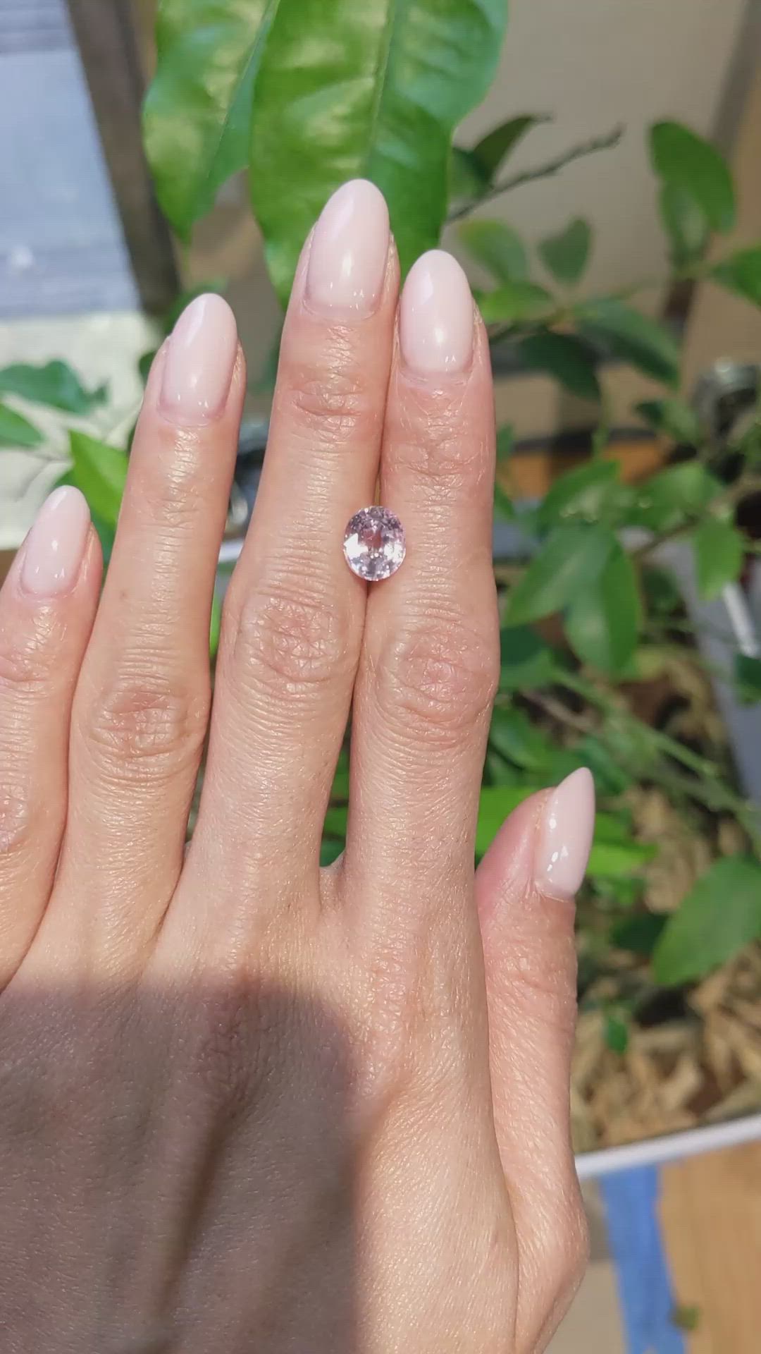 3.06 Ct. Padparadscha Sapphire from Ceylon (Sri Lanka) Size Video