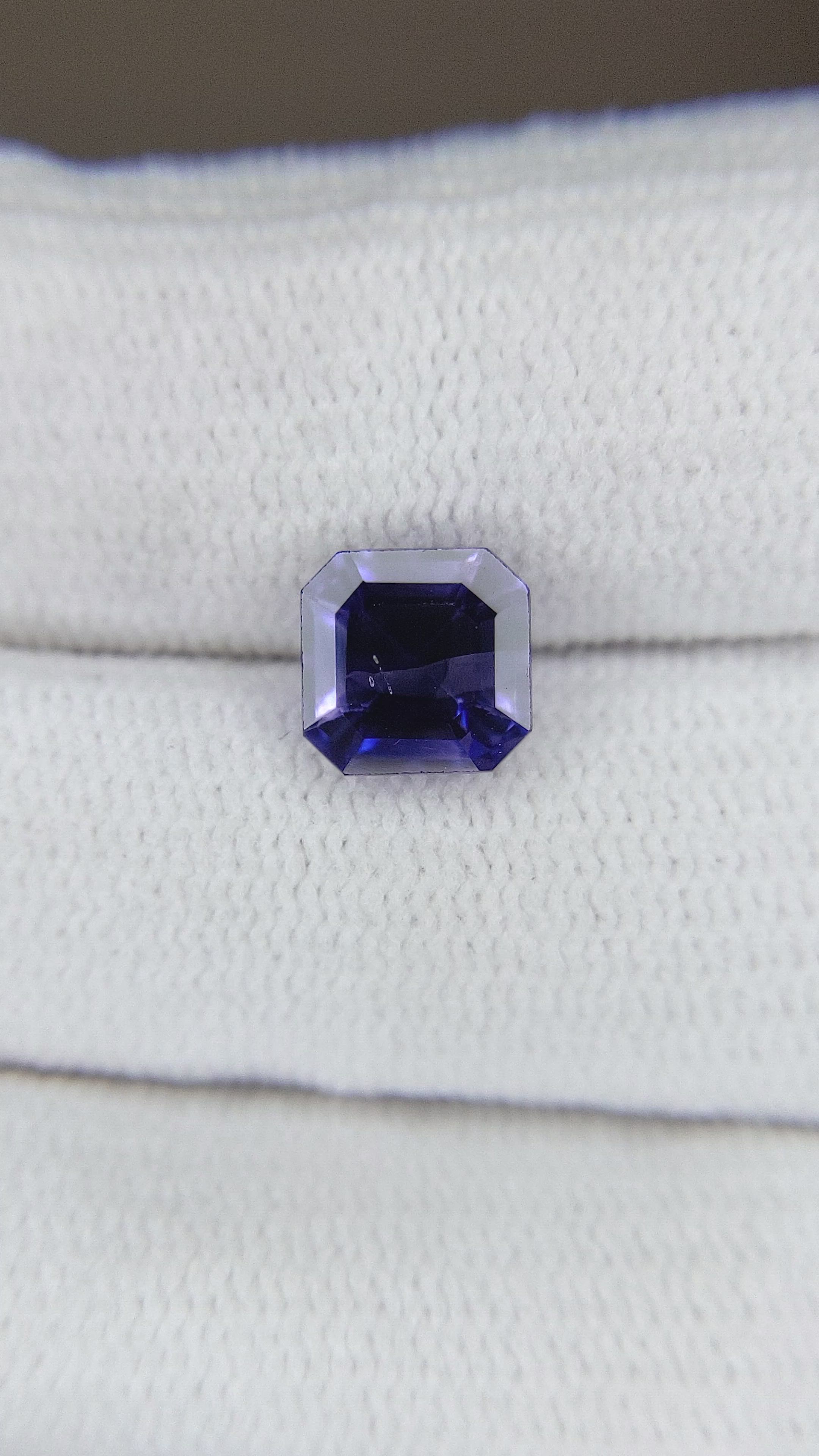 1.72 Ct. Blue Sapphire from Ceylon (Sri Lanka) Size Video