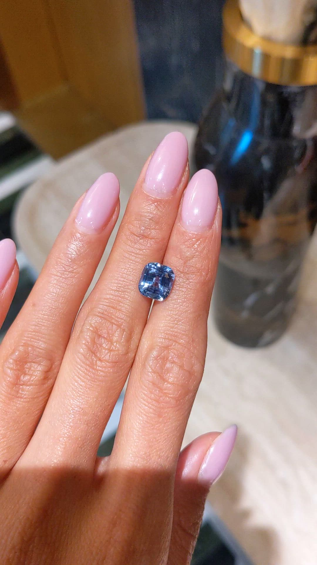 4.01 Ct. Blue Sapphire from Ceylon (Sri Lanka) Size Video