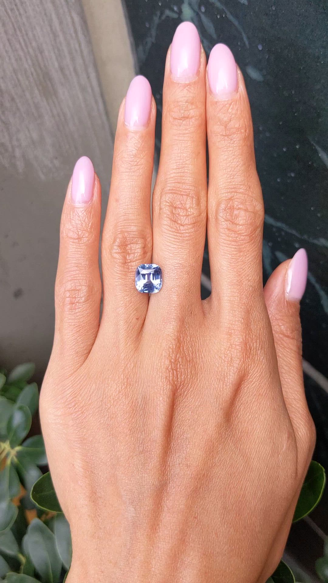 4.01 Ct. Blue Sapphire from Ceylon (Sri Lanka) Size Video