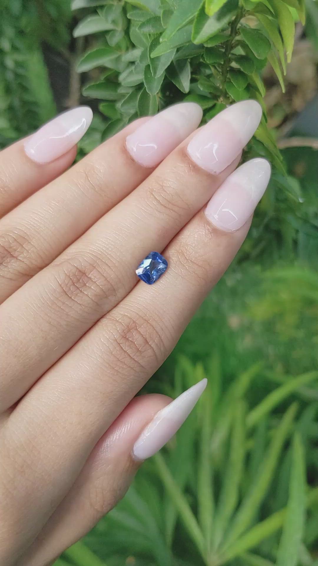1.14 Ct. Blue Sapphire from Ceylon (Sri Lanka) Size Video