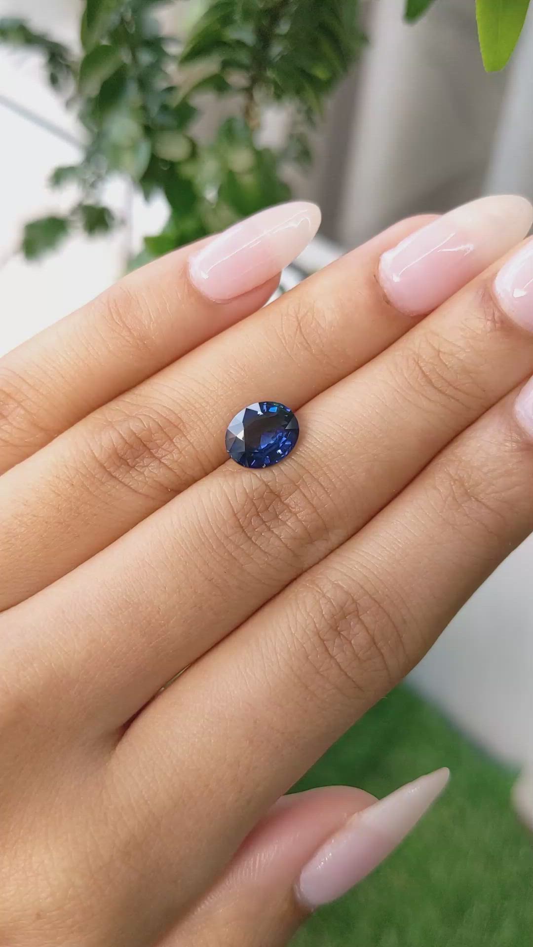 2.54 Ct. Blue Sapphire from Ceylon (Sri Lanka) Size Video