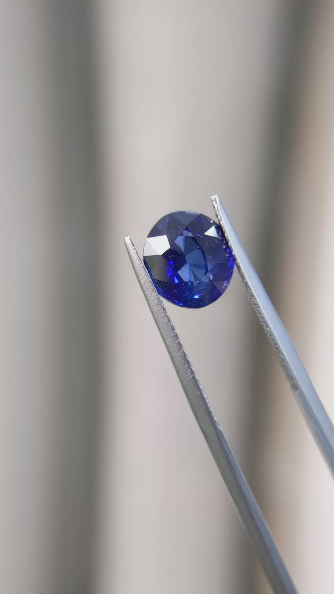 2.99 Ct. Blue Sapphire from Ceylon (Sri Lanka) Size Video