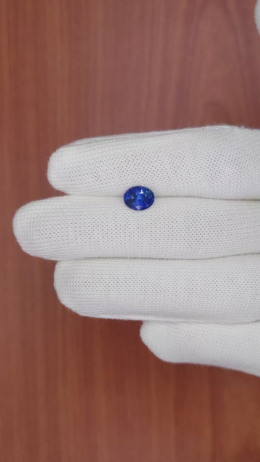 1.83 Ct. Blue Sapphire from Ceylon (Sri Lanka) Size Video