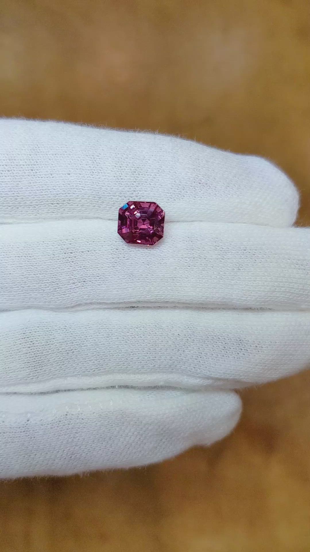 3.16 Ct. Purplish Pink Sapphire from Ceylon (Sri Lanka) Size Video