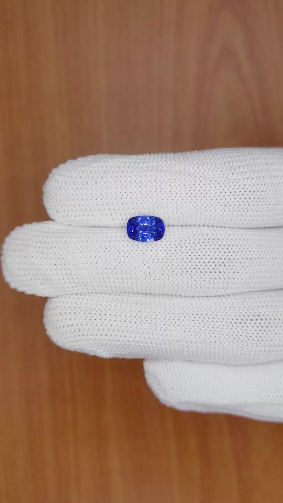 1.87 Ct. Blue Sapphire from Ceylon (Sri Lanka) Size Video