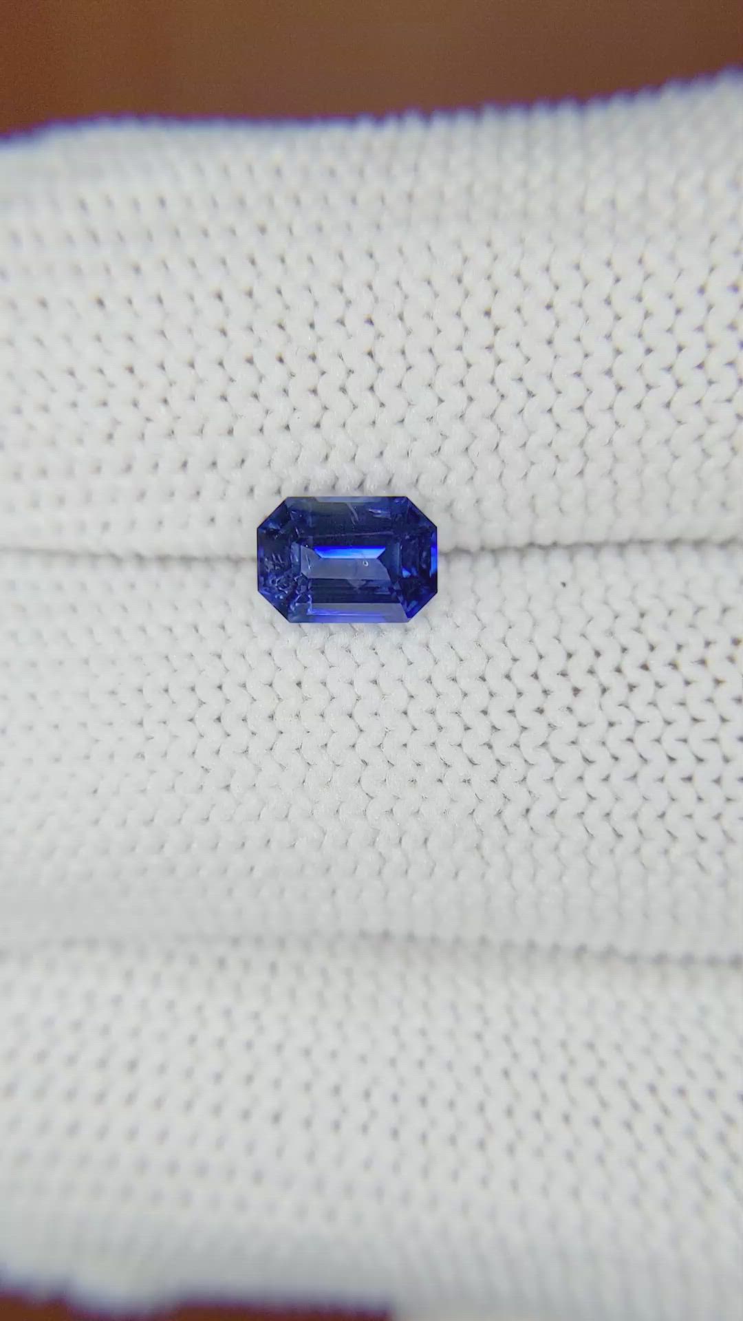 1.11 Ct. Blue Sapphire from Ceylon (Sri Lanka) Size Video