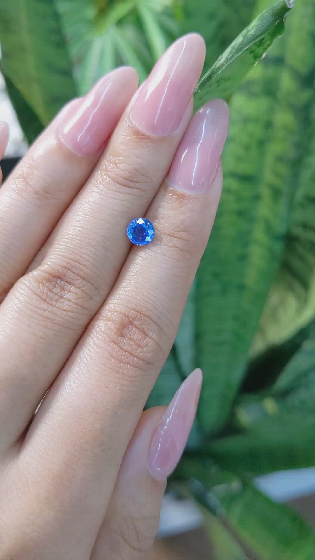 0.85 Ct. Blue Sapphire from Ceylon (Sri Lanka) Size Video