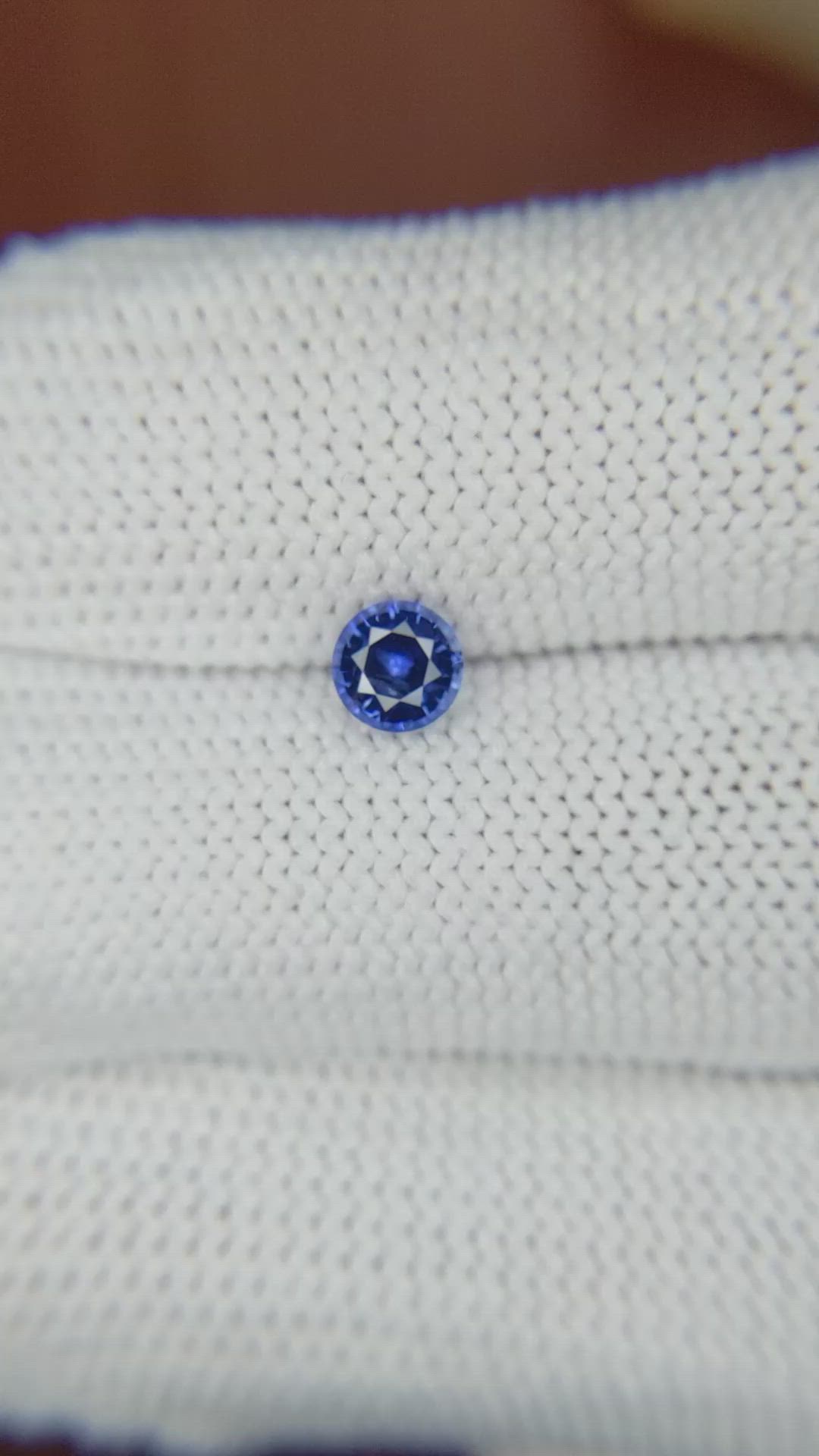 0.56 Ct. Blue Sapphire from Ceylon (Sri Lanka) Size Video