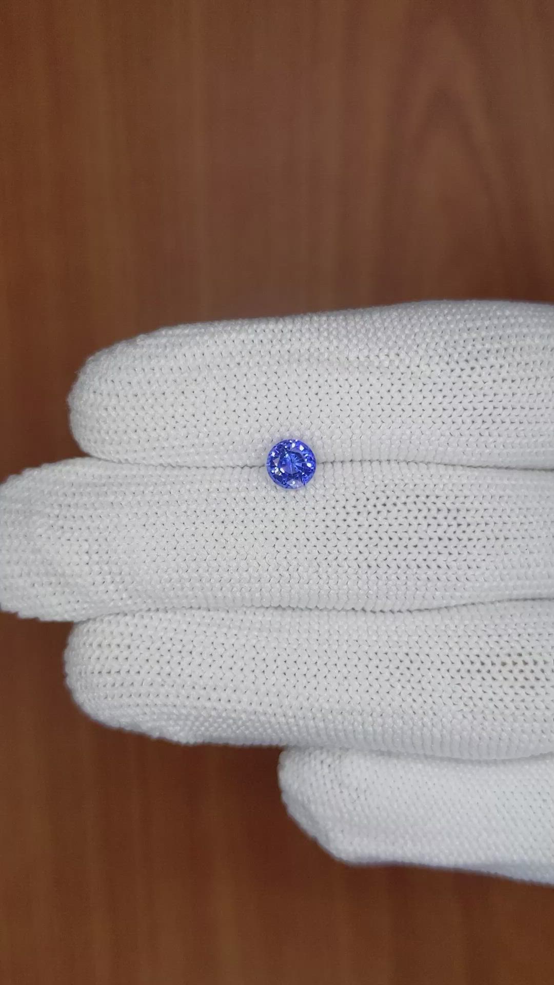 0.85 Ct. Blue Sapphire from Ceylon (Sri Lanka) Size Video