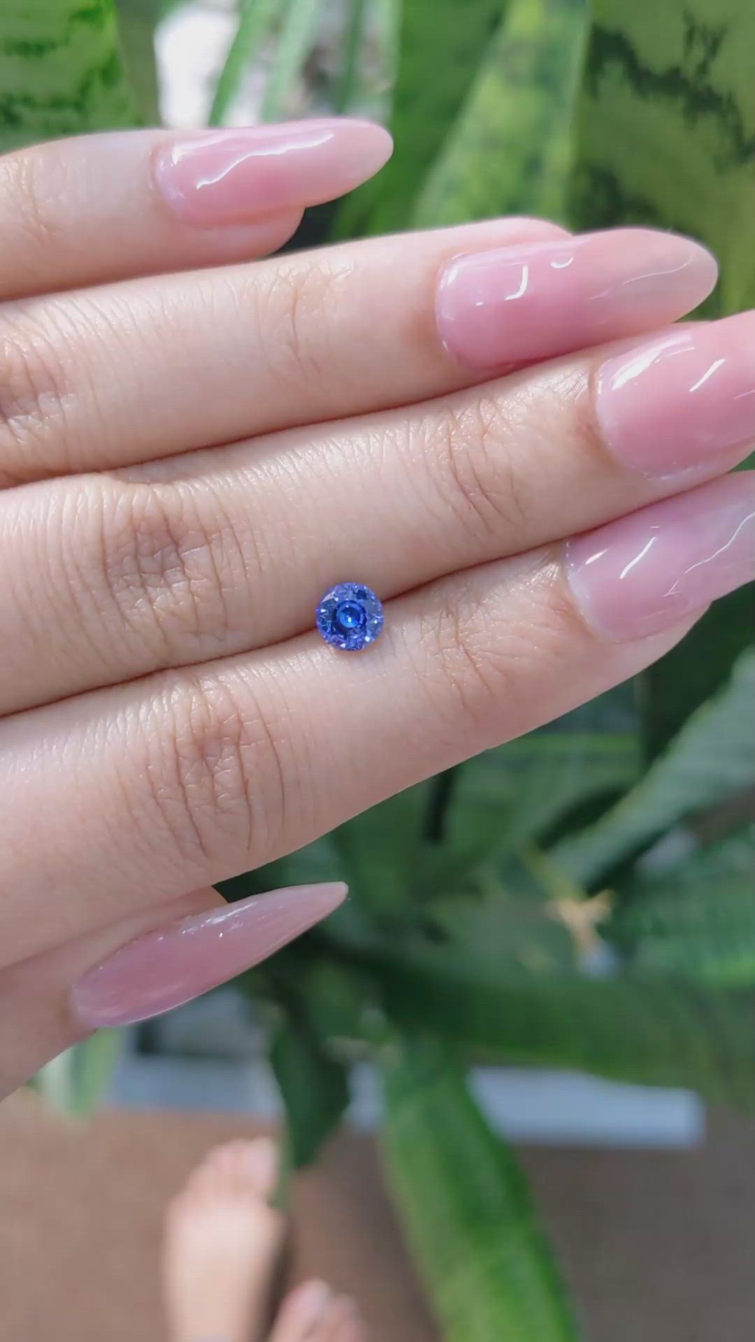 0.85 Ct. Blue Sapphire from Ceylon (Sri Lanka) Size Video