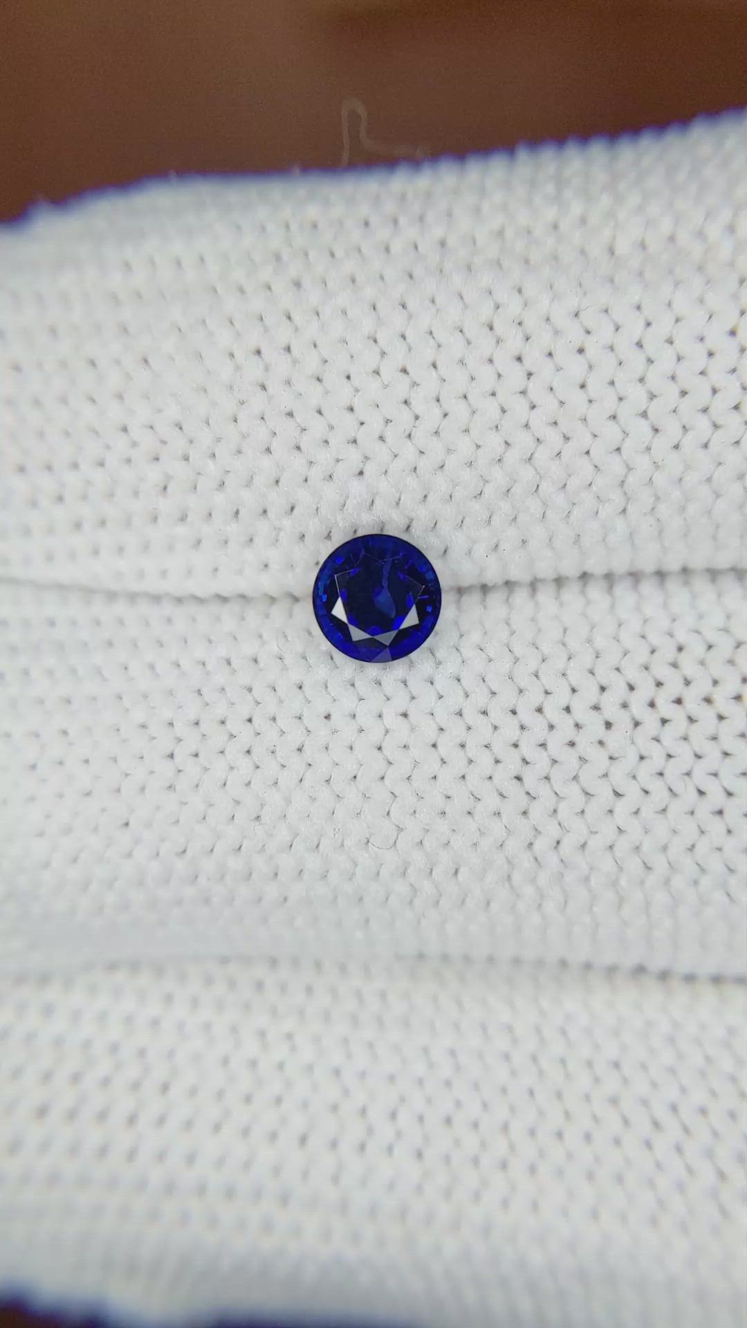 0.63 Ct. Blue Sapphire from Ceylon (Sri Lanka) Size Video