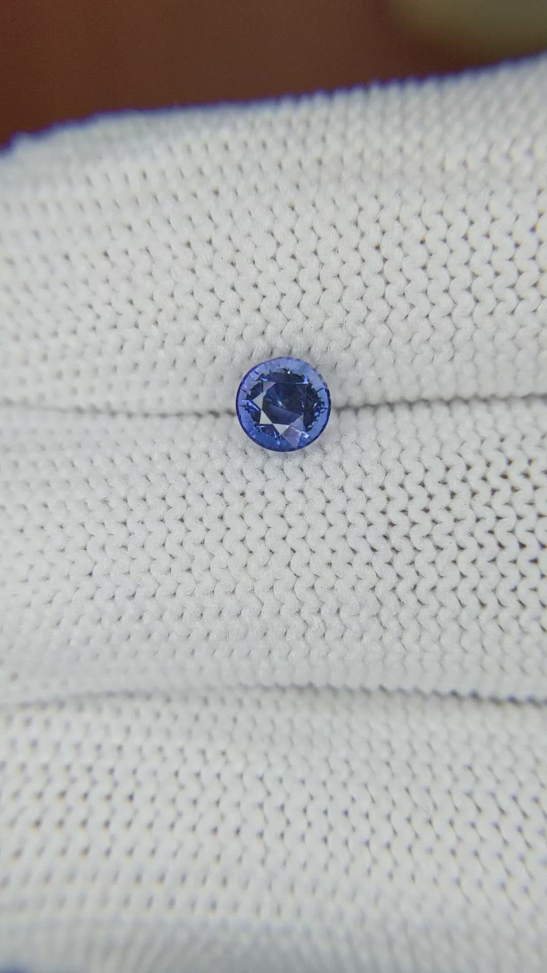 0.76 Ct. Blue Sapphire from Ceylon (Sri Lanka) Size Video