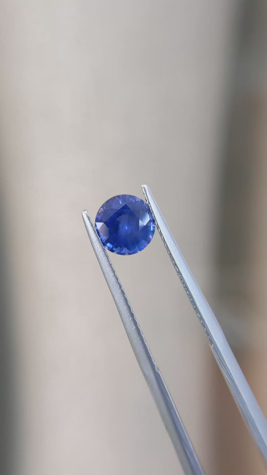 1.55 Ct. Blue Sapphire from Ceylon (Sri Lanka) Size Video