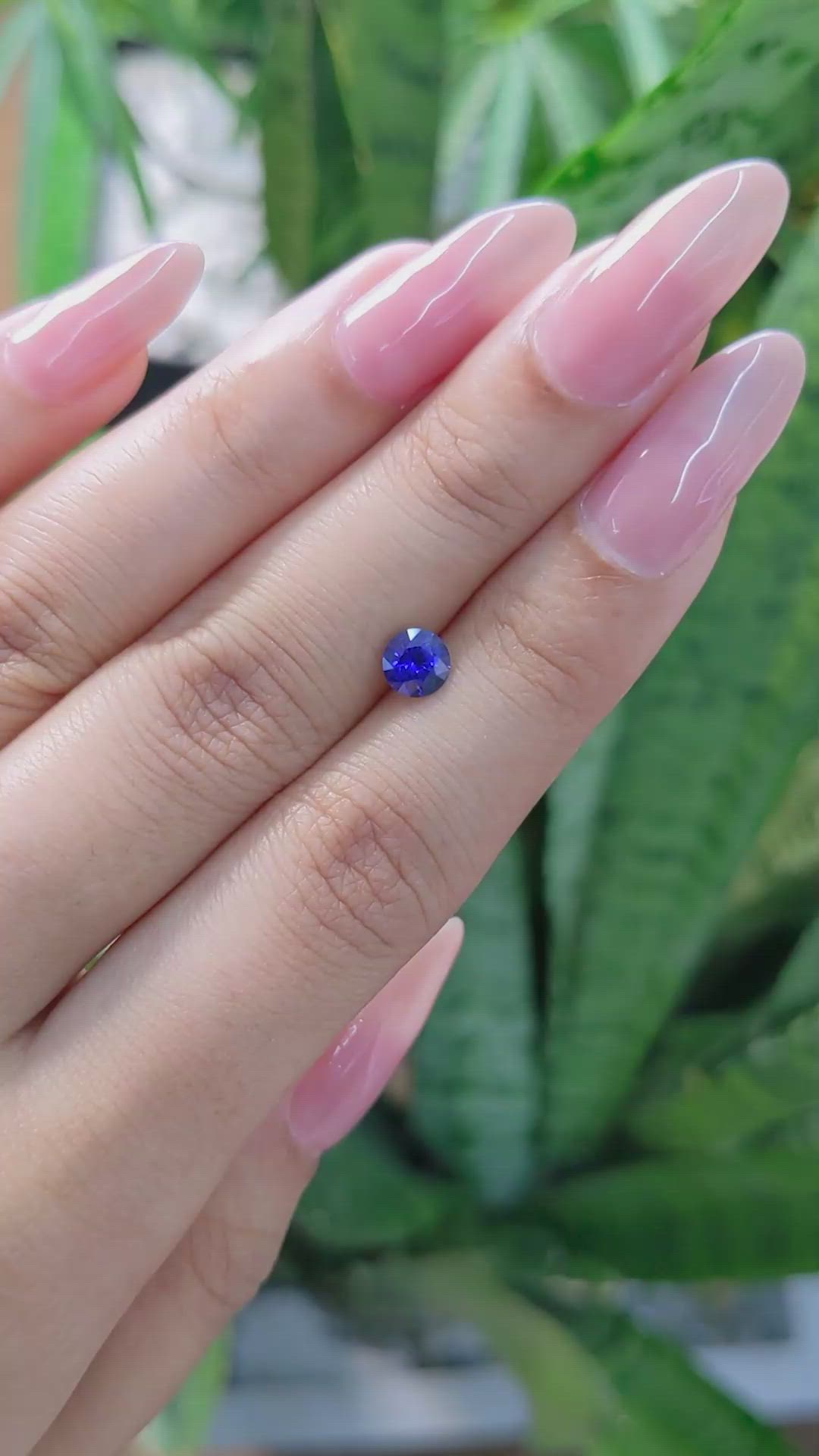 0.71 Ct. Blue Sapphire from Ceylon (Sri Lanka) Size Video