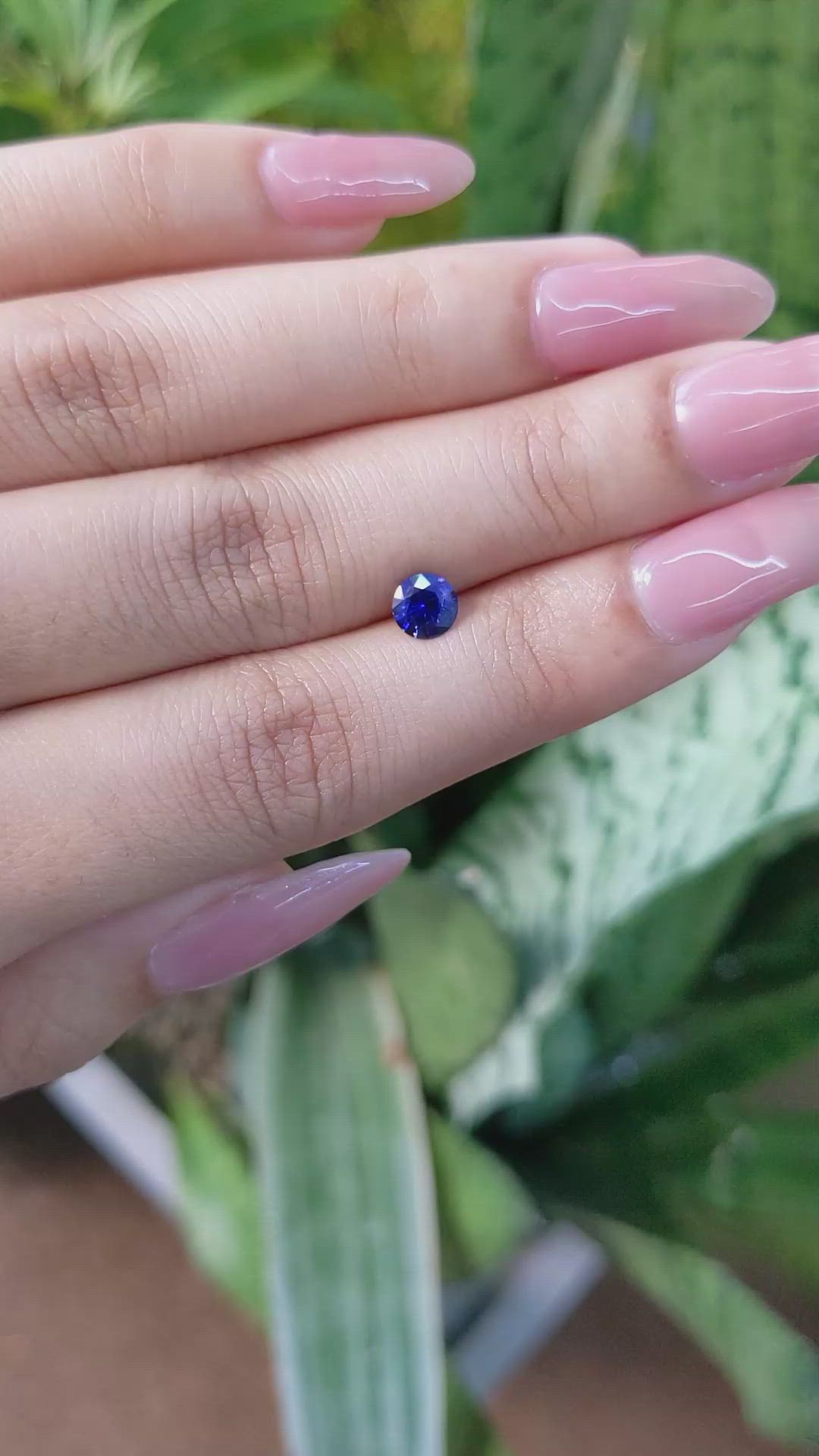 0.71 Ct. Blue Sapphire from Ceylon (Sri Lanka) Size Video