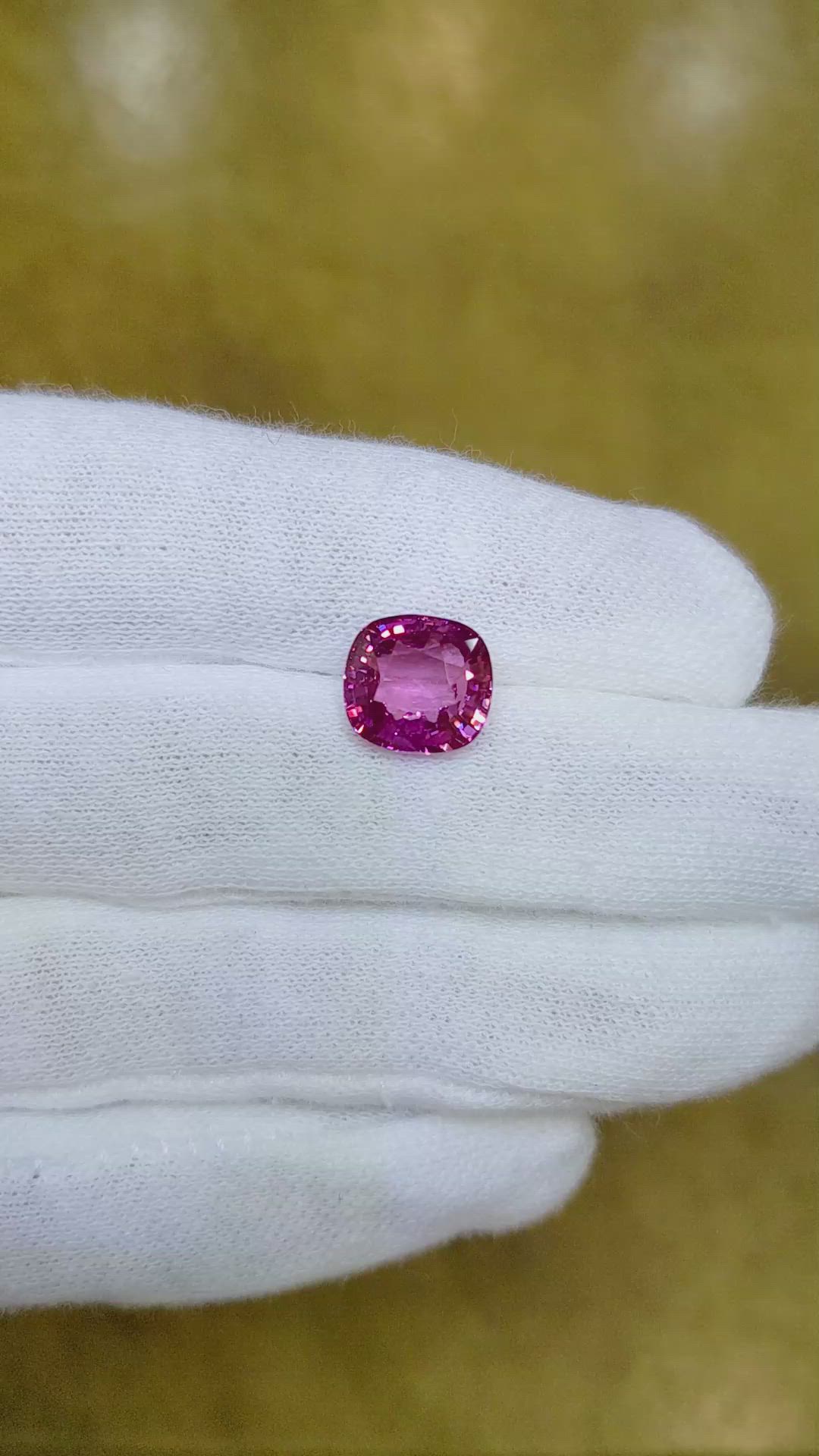 5.08 Ct. Purplish Pink Sapphire from Ceylon (Sri Lanka) Size Video