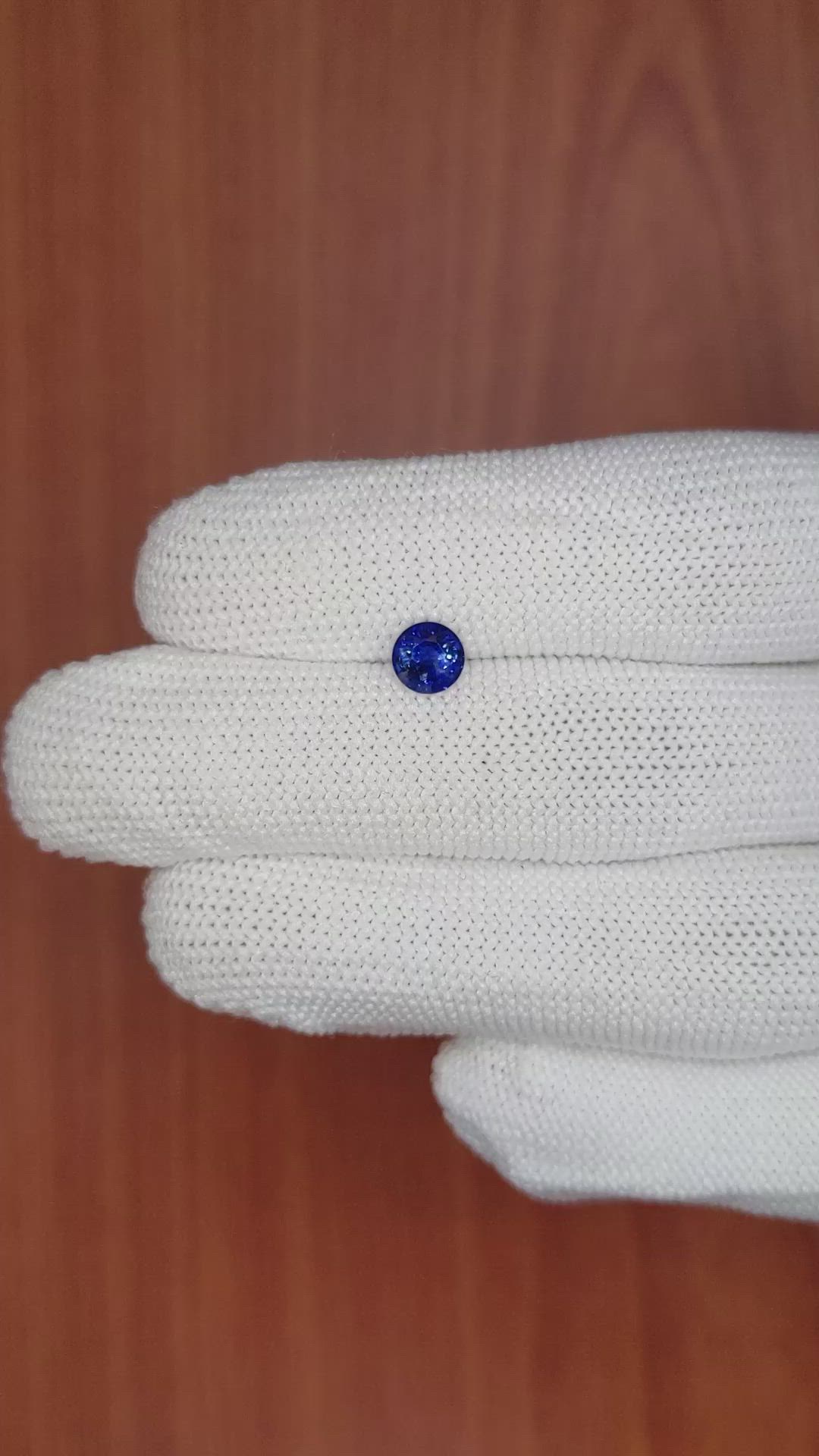 0.88 Ct. Blue Sapphire from Ceylon (Sri Lanka) Size Video