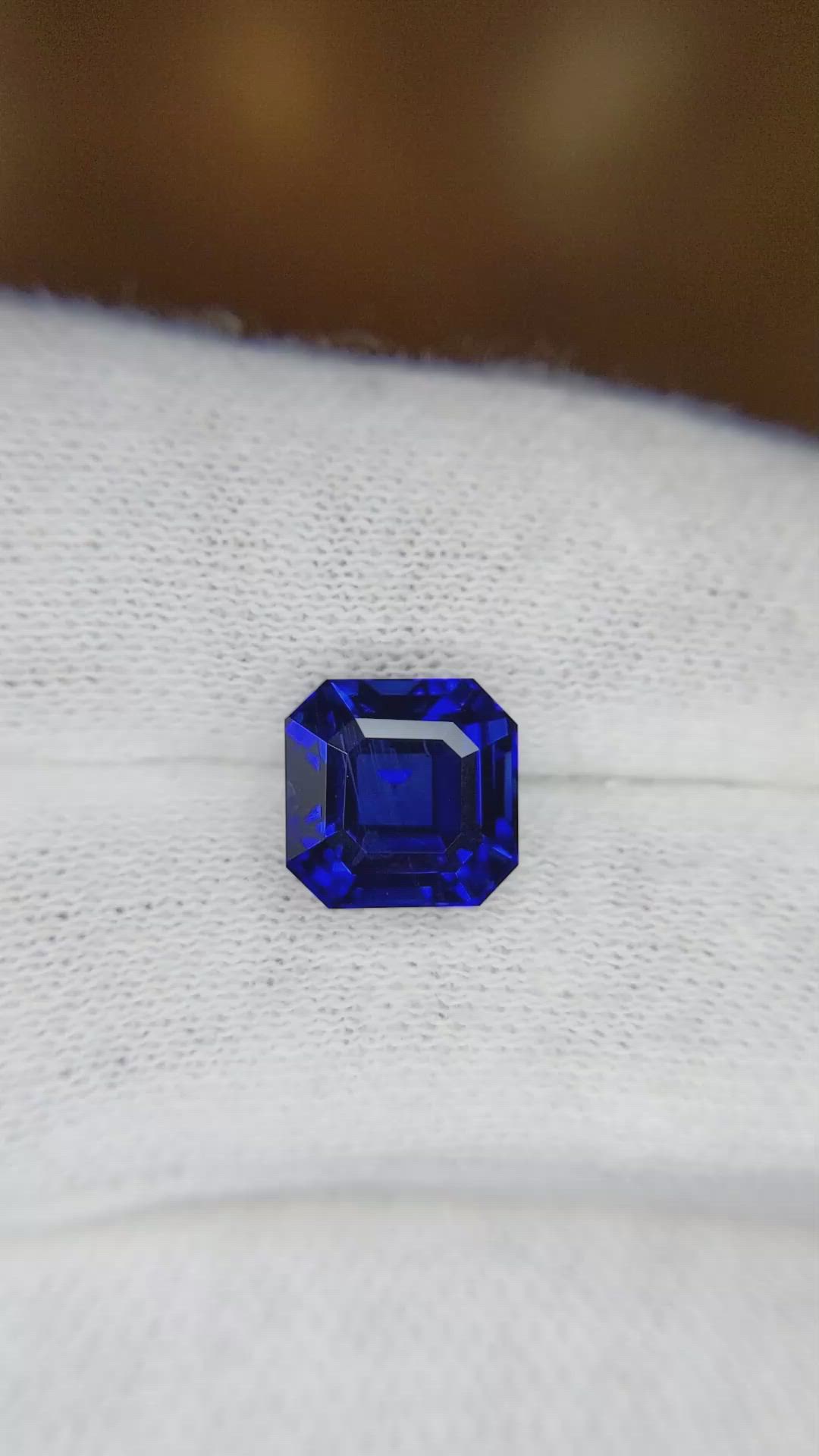 4.23 Ct. Blue Sapphire from Madagascar Size Video