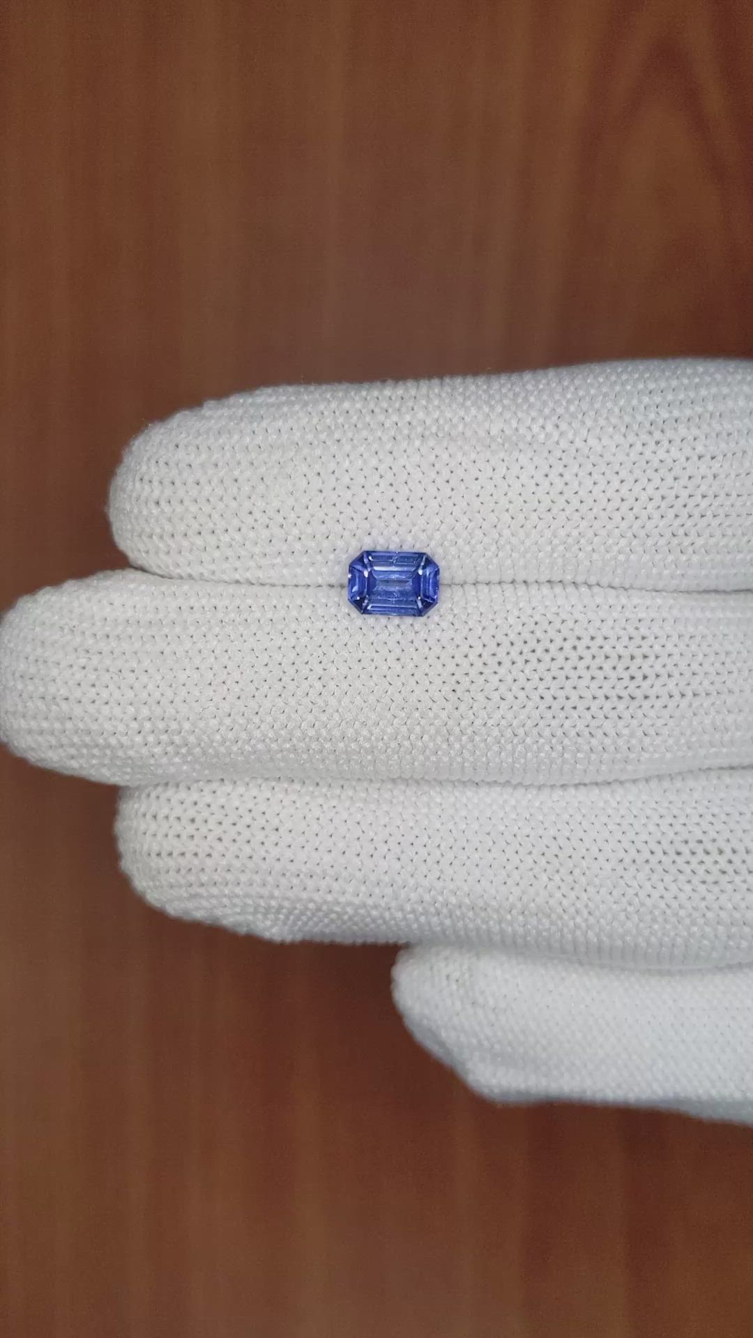 1.11 Ct. Blue Sapphire from Ceylon (Sri Lanka) Size Video