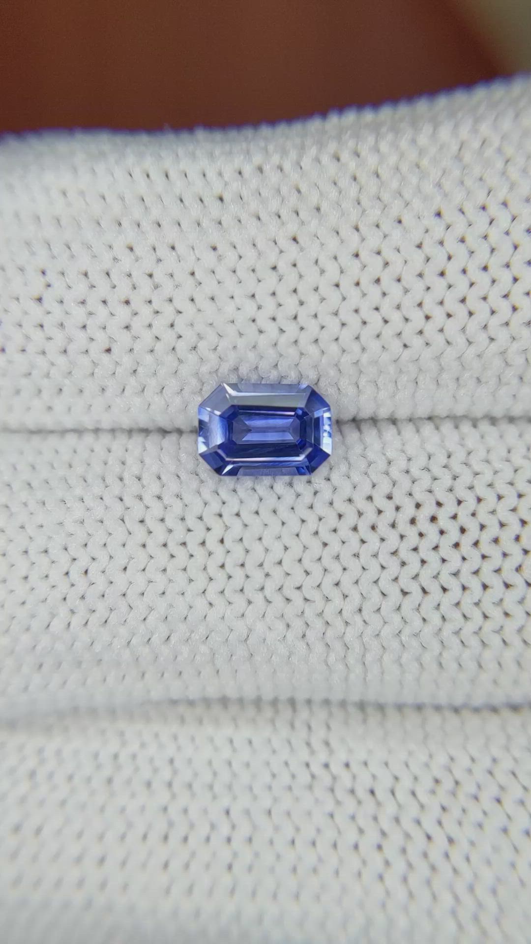 0.92 Ct. Blue Sapphire from Ceylon (Sri Lanka) Size Video