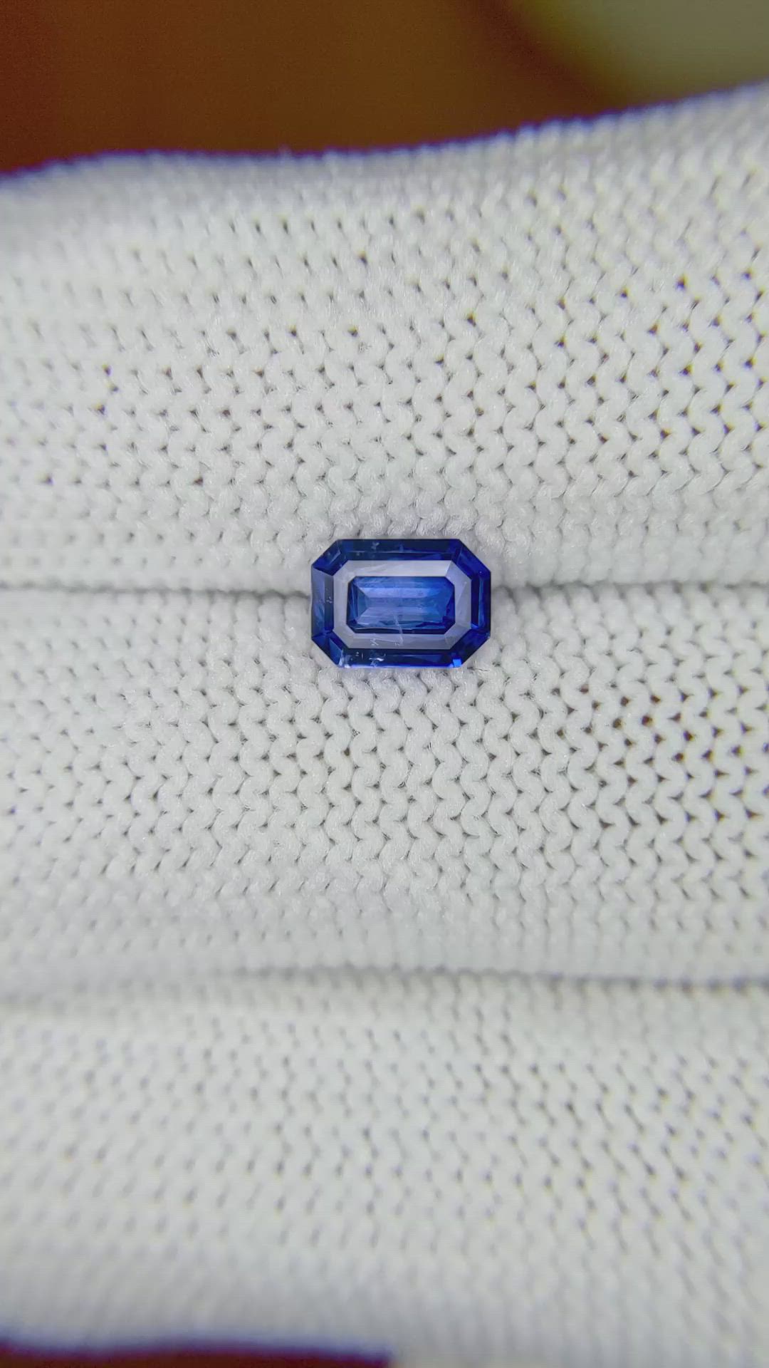 0.87 Ct. Blue Sapphire from Ceylon (Sri Lanka) Size Video