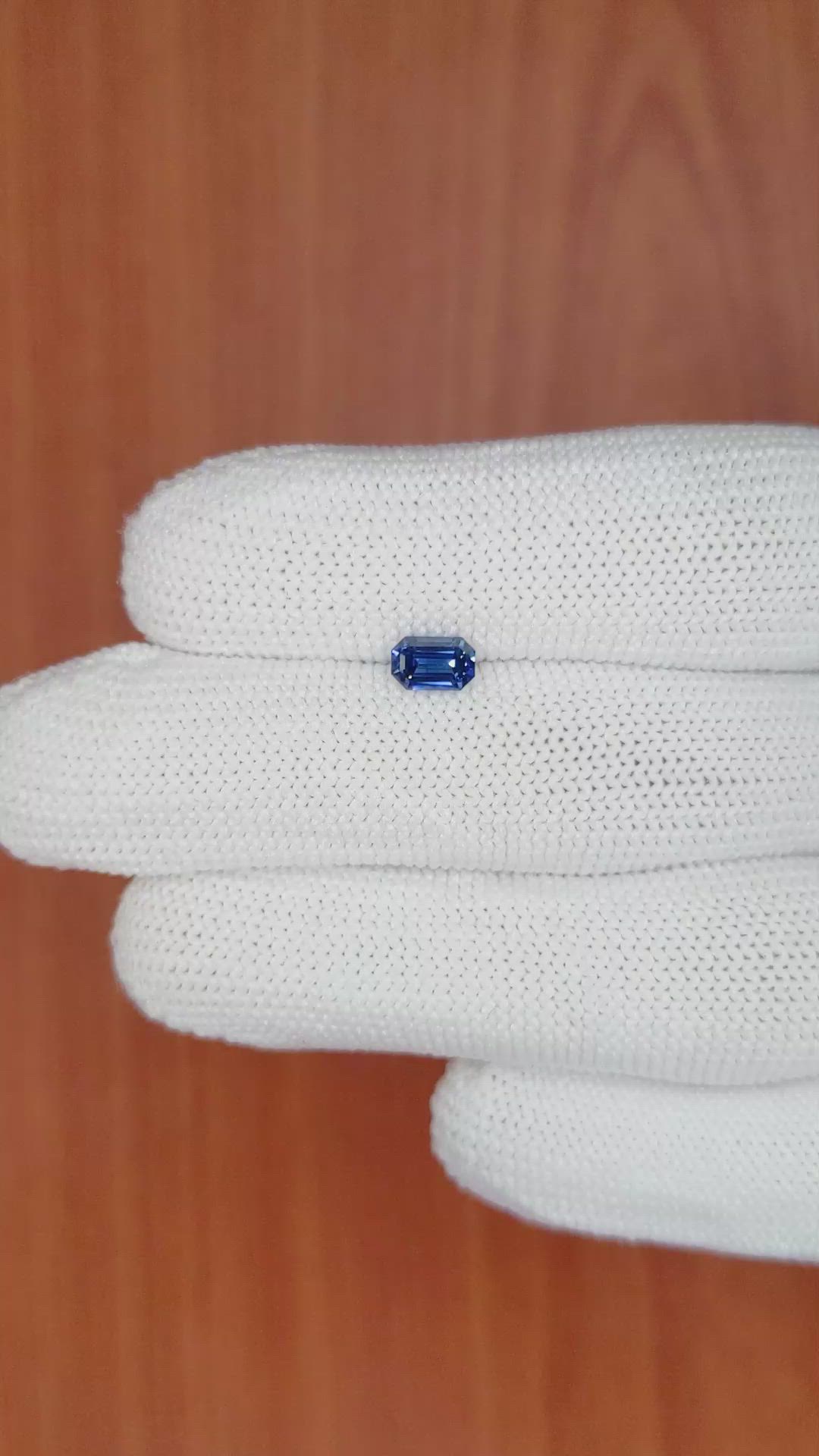 0.81 Ct. Blue Sapphire from Ceylon (Sri Lanka) Size Video