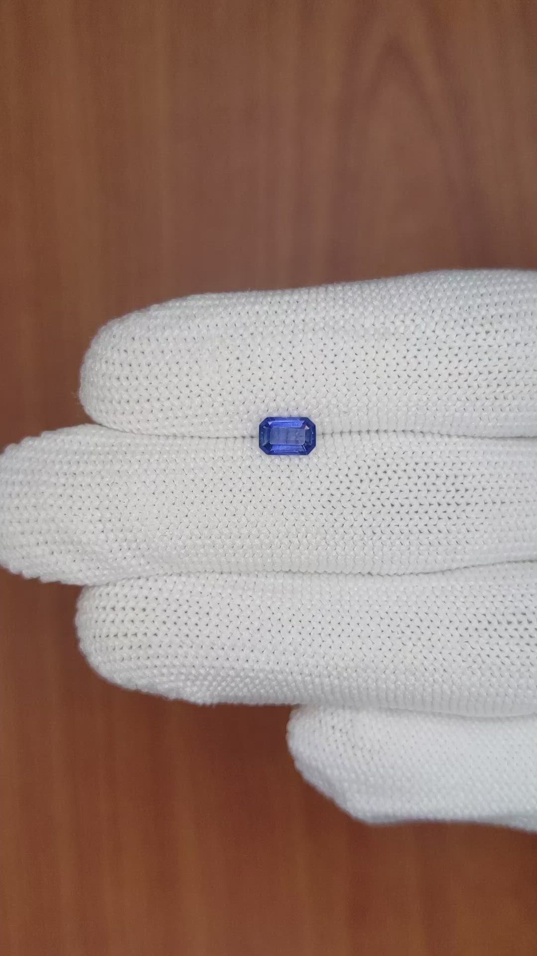 0.60 Ct. Blue Sapphire from Ceylon (Sri Lanka) Size Video