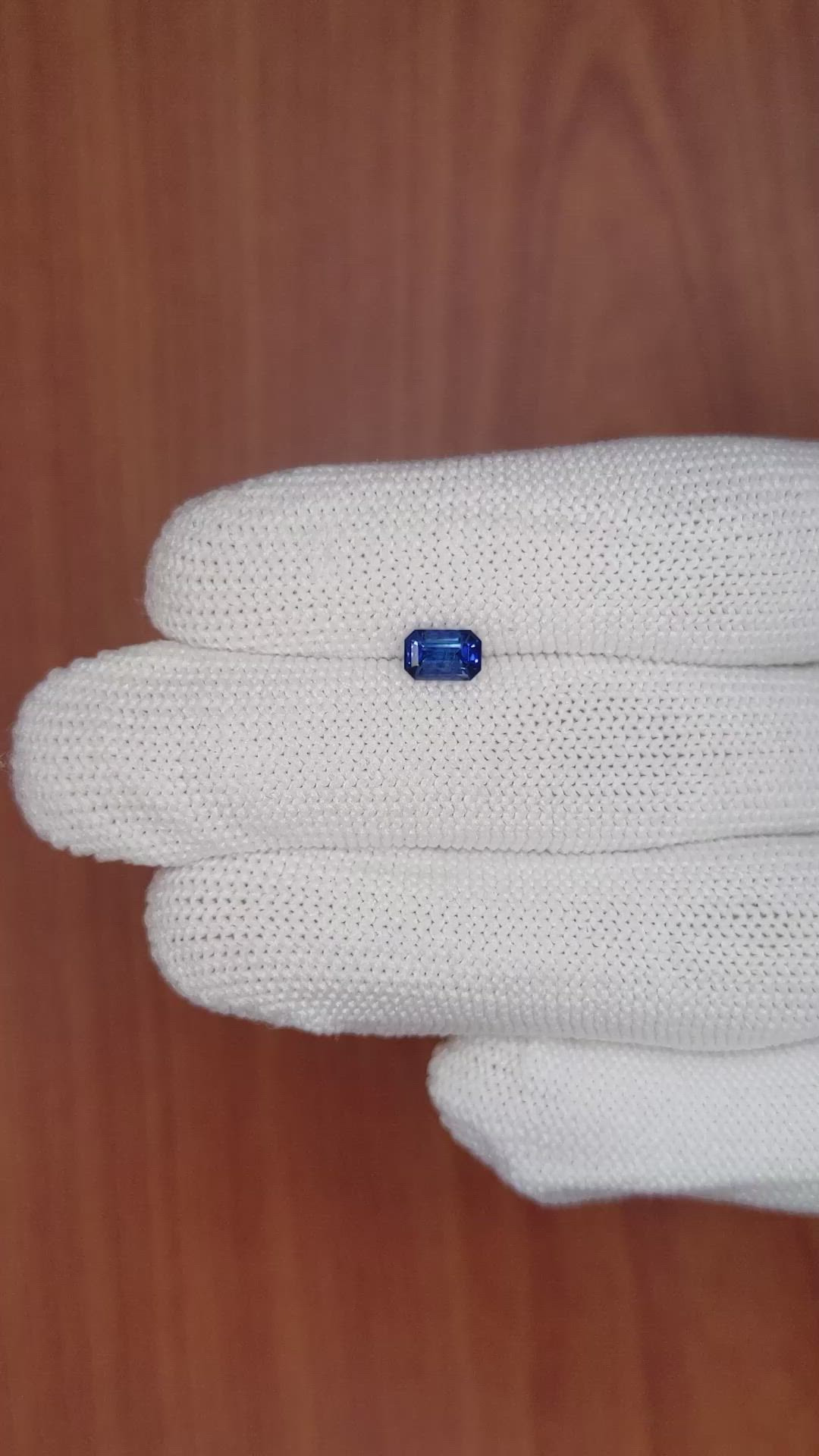 0.73 Ct. Blue Sapphire from Ceylon (Sri Lanka) Size Video