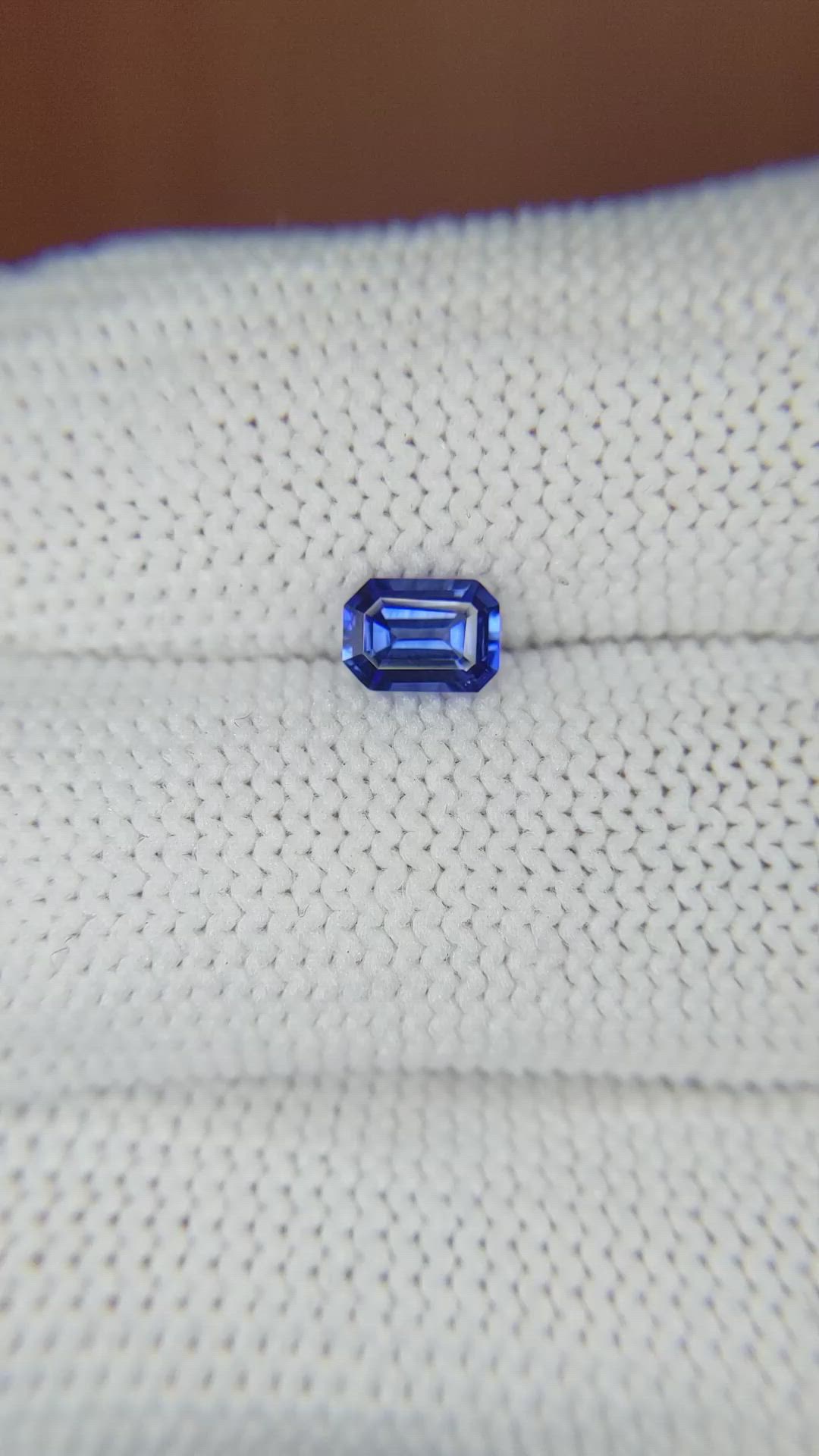 0.60 Ct. Blue Sapphire from Ceylon (Sri Lanka) Size Video