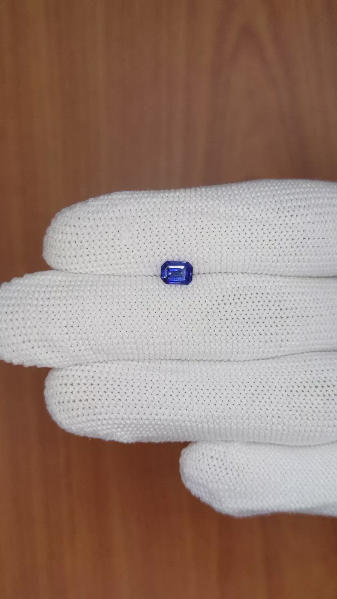 0.60 Ct. Blue Sapphire from Ceylon (Sri Lanka) Size Video